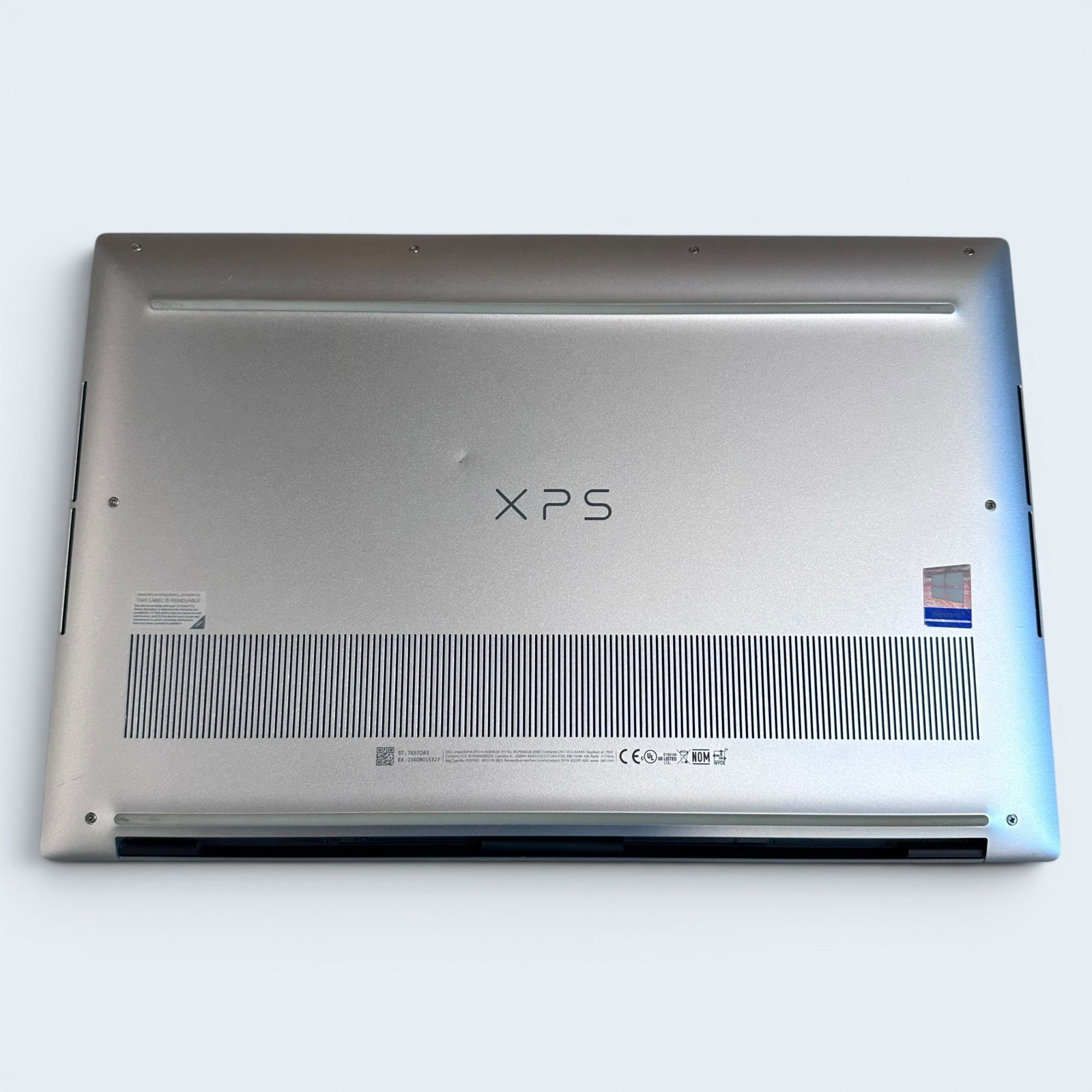 Dell XPS 15 9500 Intel I7-10750H 2.6GHz, 16GB Ram, 512GB NVMe, W-11 Pro..