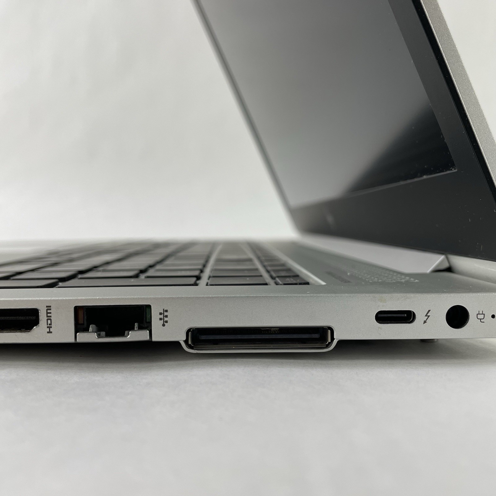 HP EliteBook 850 G6 15.6″ i5-8365U 1.60 GHz 8 GB RAM No SSD/OS/AC