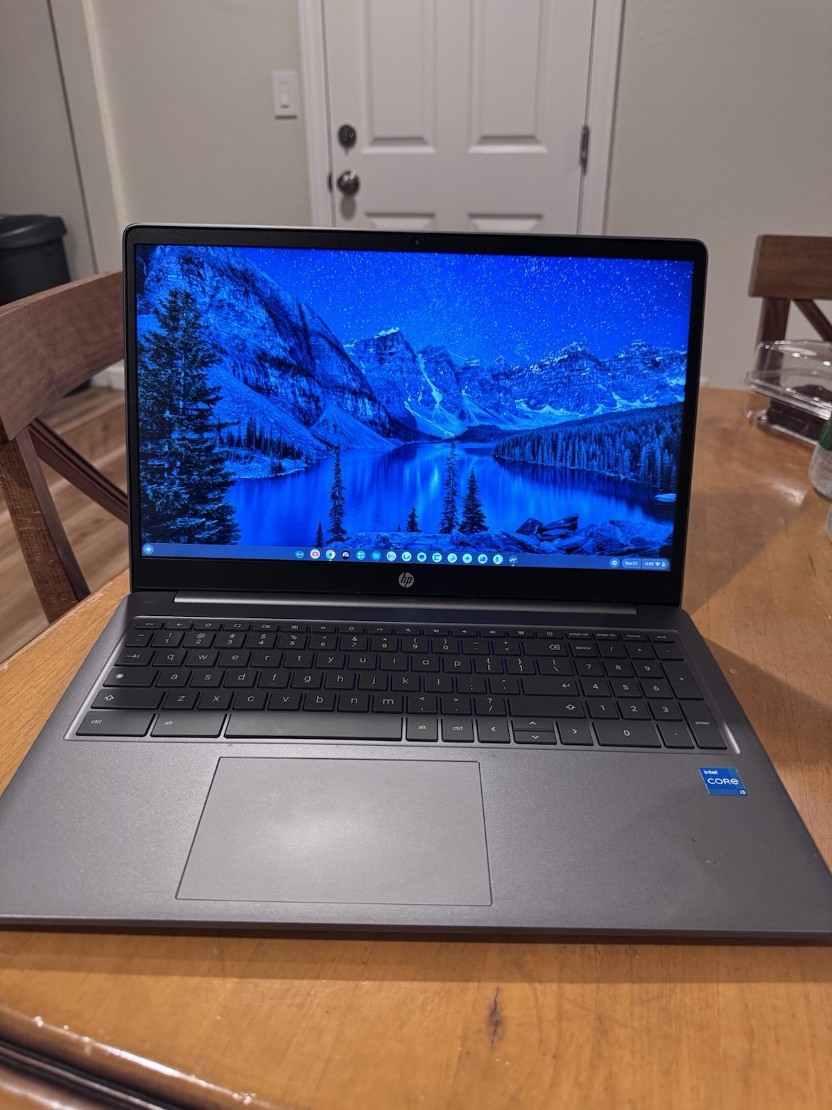 HP Chromebook 15a-nb0023dx 15.6″ (128GB UFS, Intel Core i3 N, 3.80GHz, 8GB)