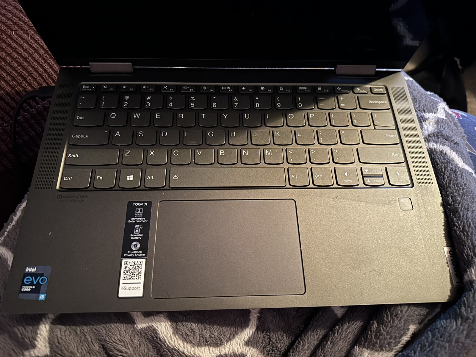 lenovo – yoga 7i 2-in-1 12” 475 GB Storage 12 GB RAM
