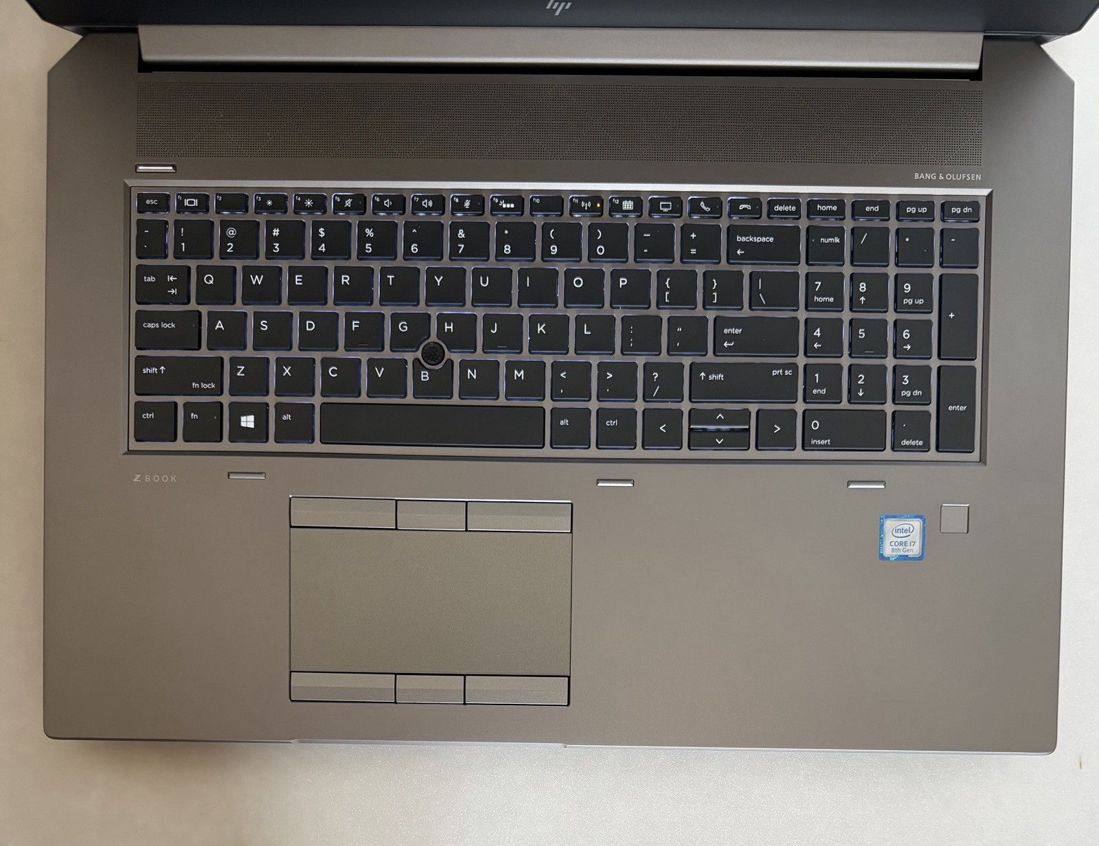 HP ZBook 17 G5 i7-8750H 16GB 1TB SSD NVIDIA Quadro P2000 17″ Workstation Laptop