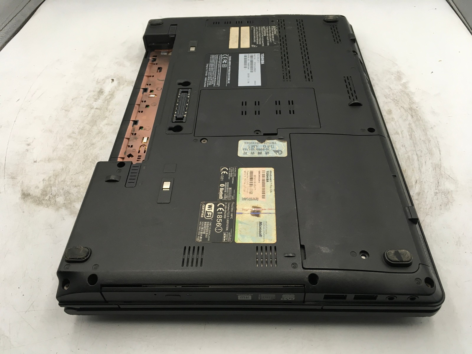 TOSHIBA TECRA A11 – BOOTS TO BIOS/BAD LCD – INTEL I5 M520 – 4GB RAM – READ – BB!