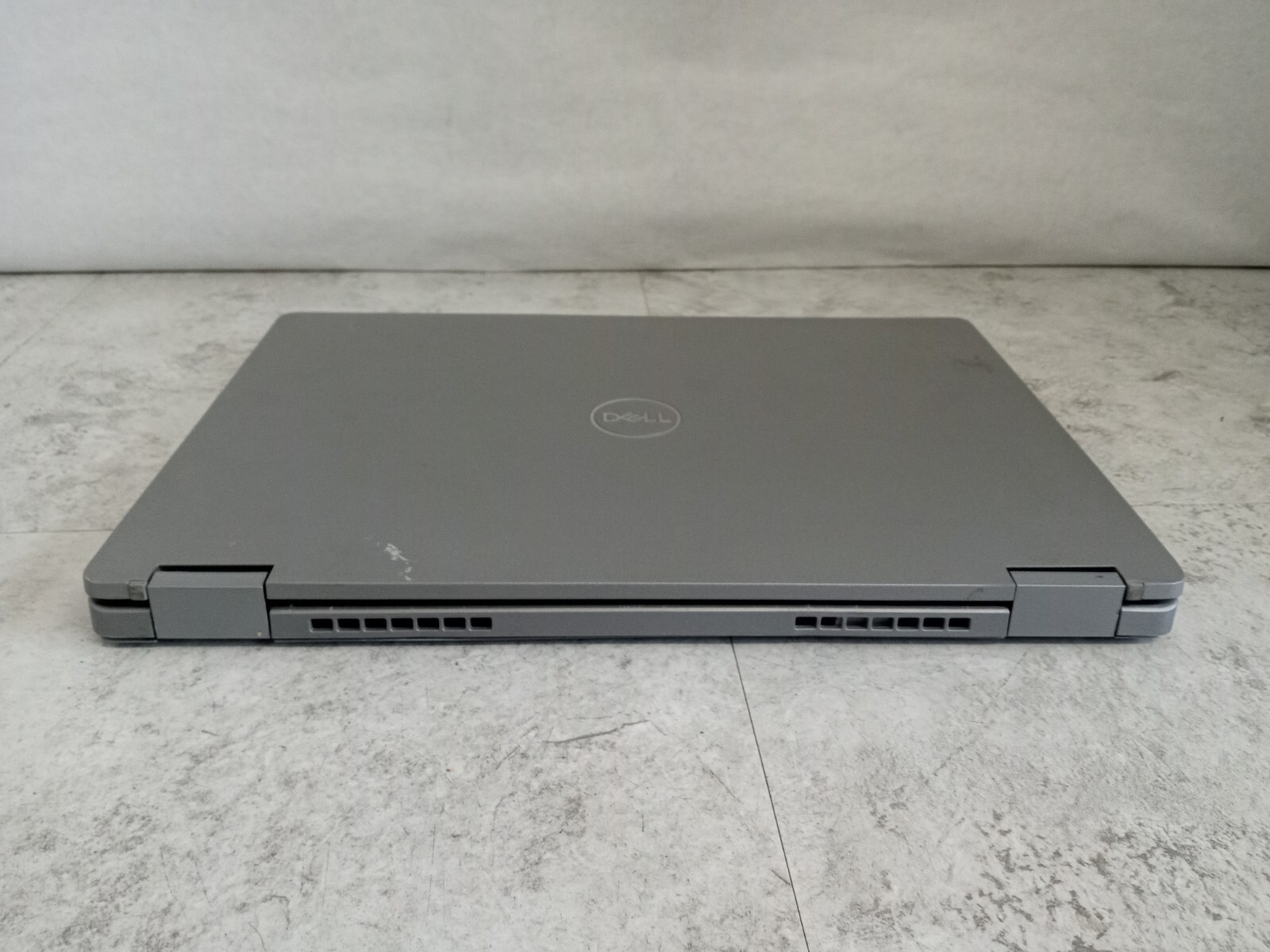 Dell Latitude 3310 13.3″ FHD 2in1 – Pentium 5405U – READ – CRACKED GLASS -RR