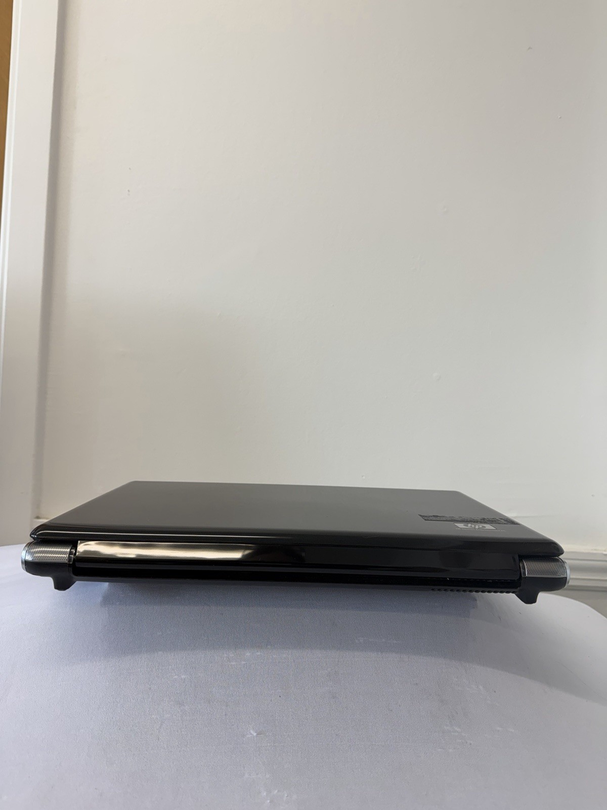 HP Pavillion dv6-1030us Laptop – Good Screen – Intel Duo T6400 – Read Des