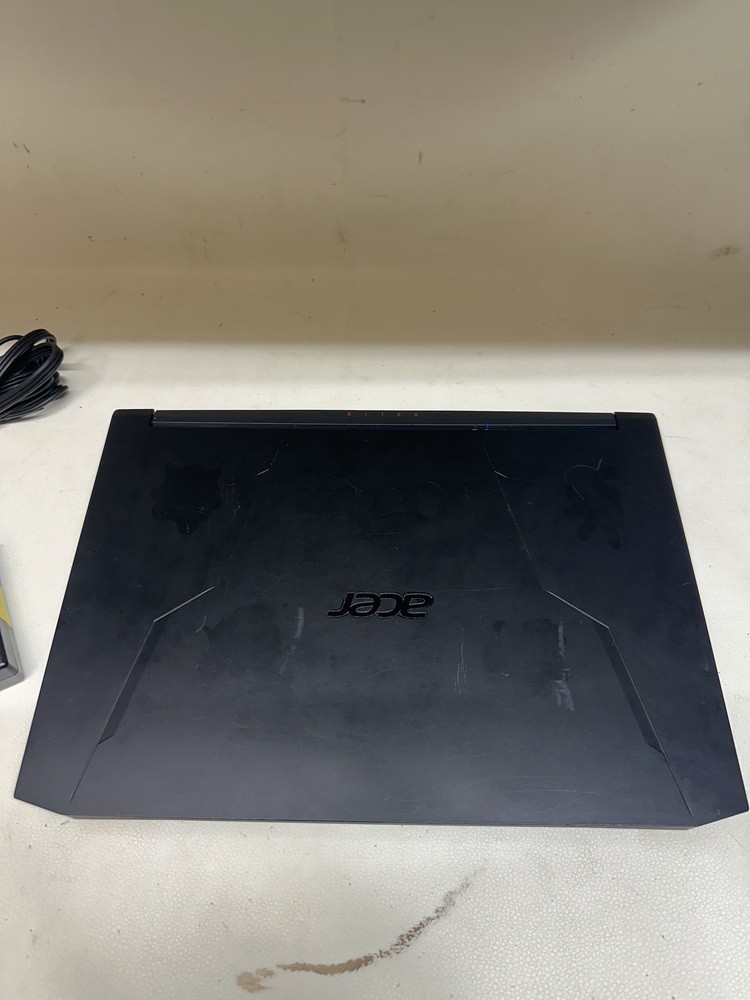 ACER AN515-57 15.6″ GAMING LAPTOP W/ CHARGER