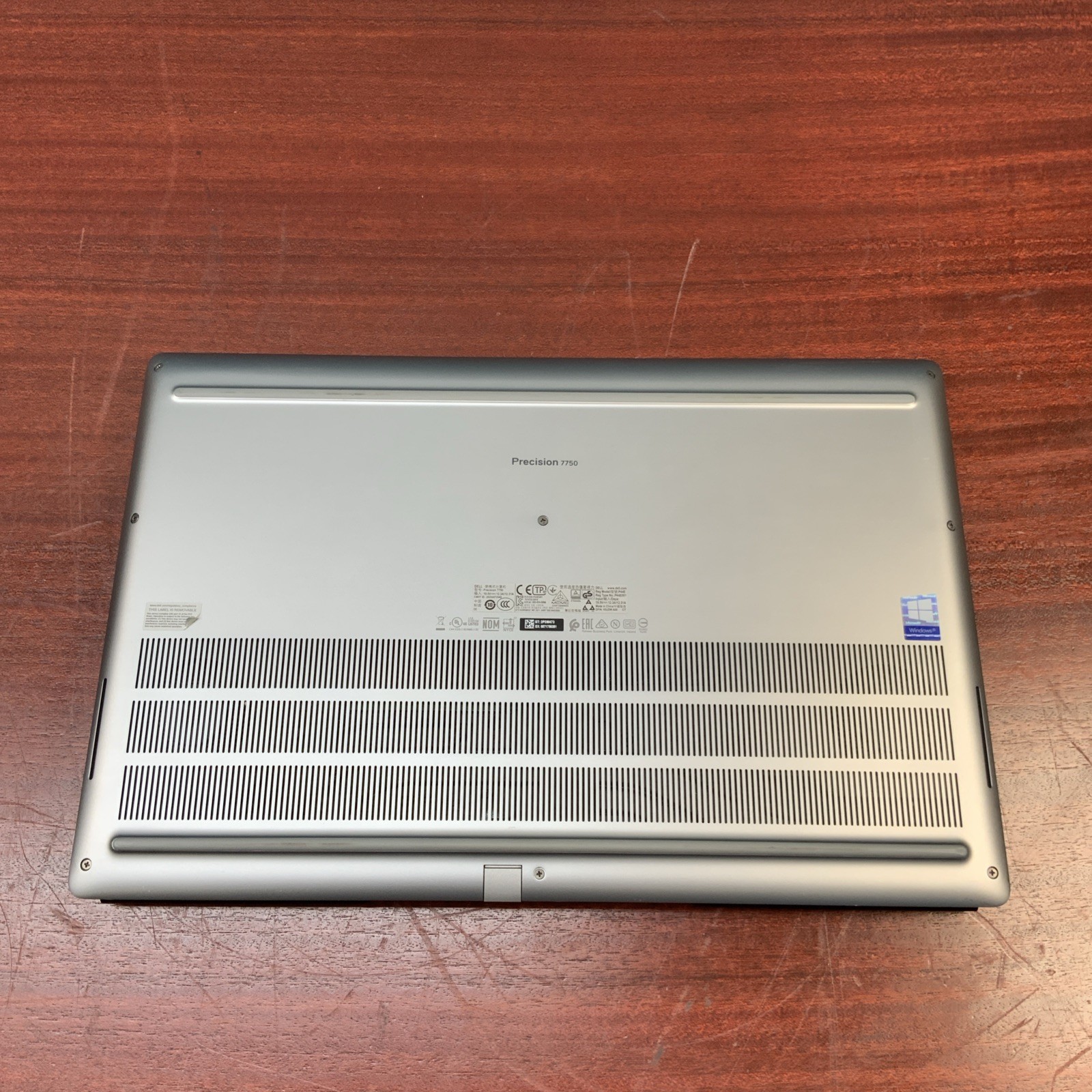 Dell Precision 7750 Intel i7-10850H 32GB RAM 1024 GB SSD Win 11 Pro