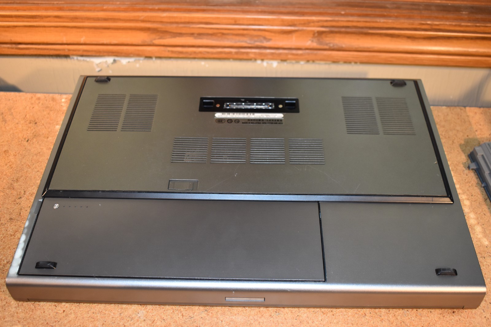 Dell Precision M6400 17″ Windows XP Quad Q9300 1TB NVidia 3700M 1920×1200 WUXGA