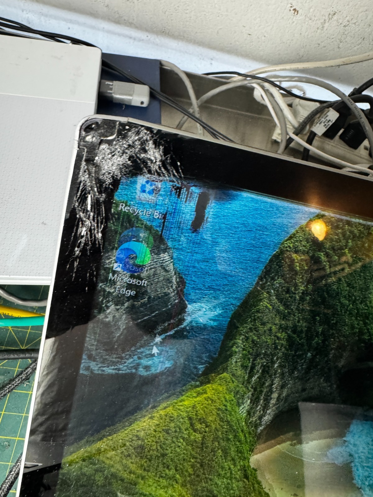 Microsoft Surface Pro 7 Core I5-1035G4 128GB SSD 8GB RAM Laptop For Repair #6582
