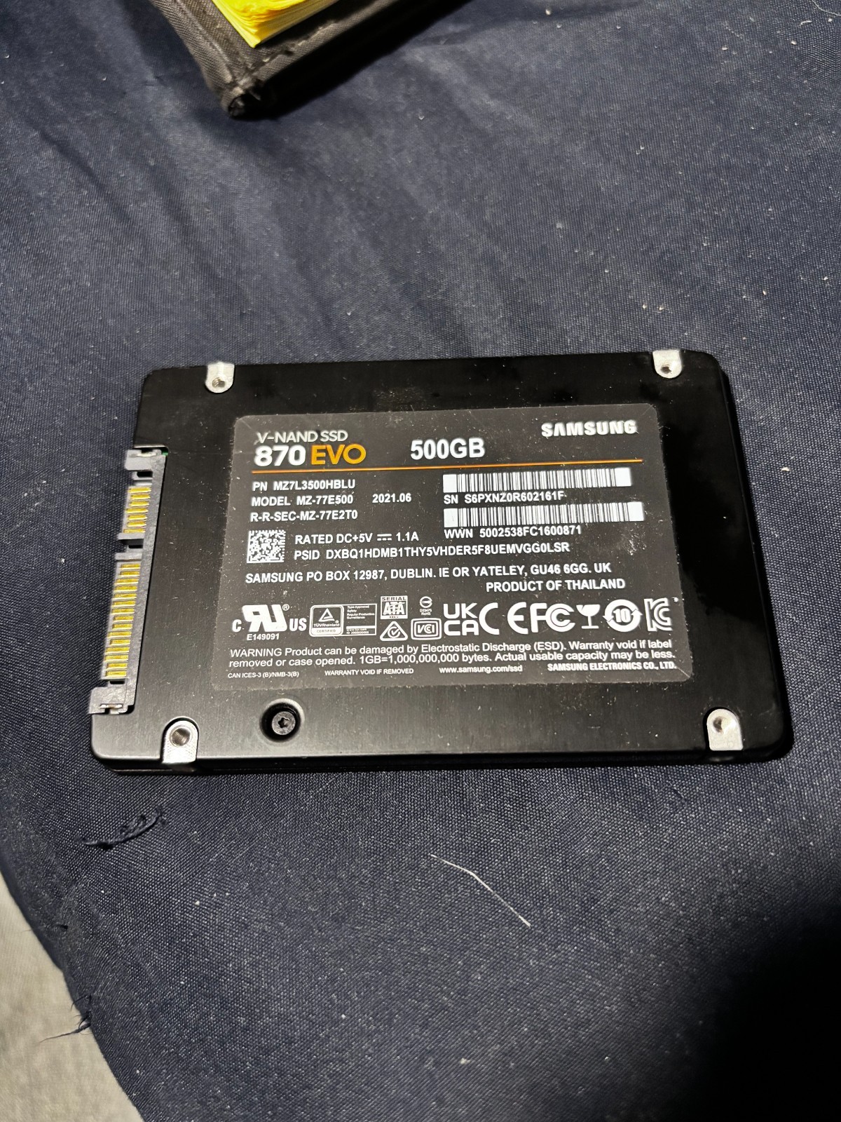 HP 15z-bw000 AMD-A9 500GB SSD 16GB RAM WIN11P New Battery & AC