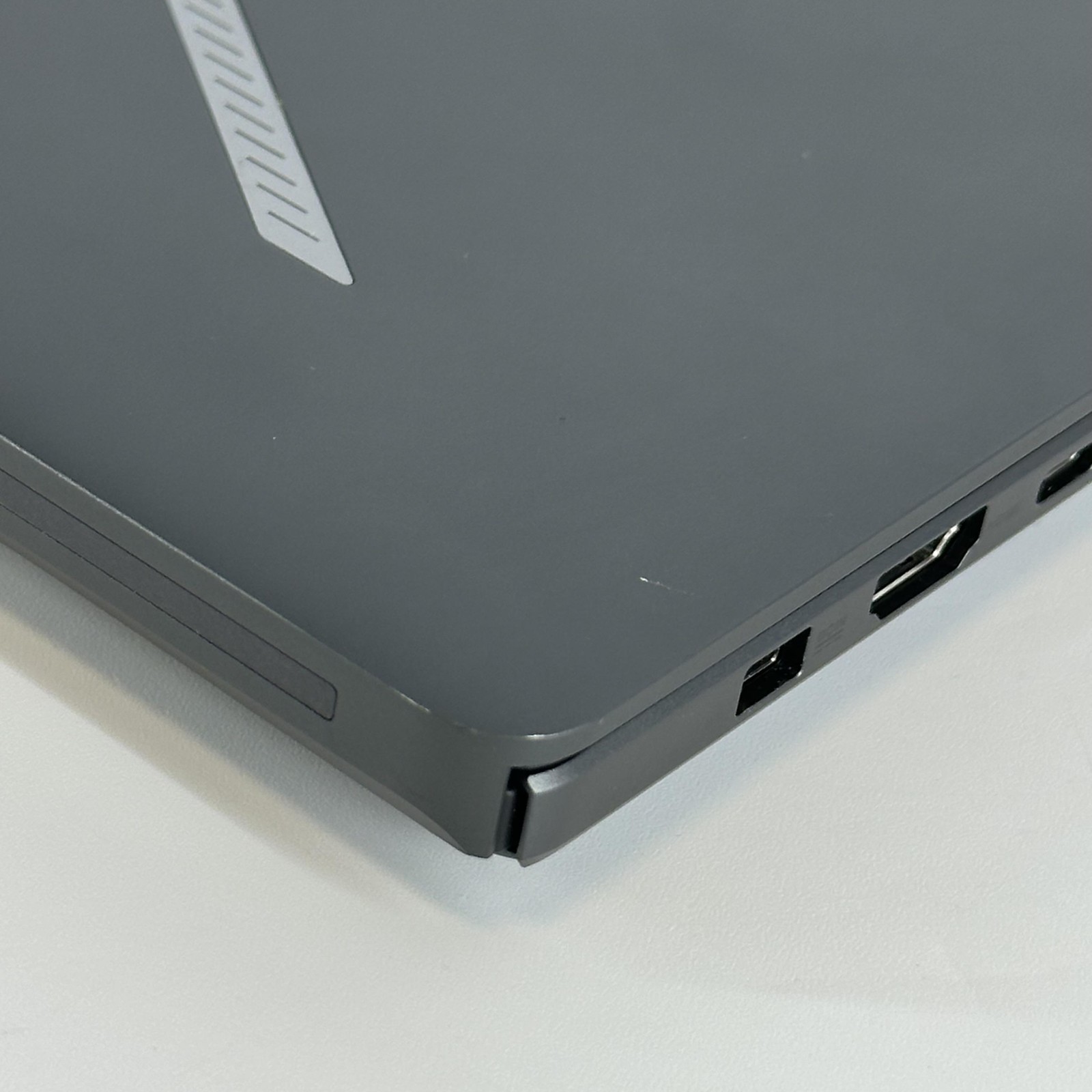 Asus ROG Zephyrus G16 GU605 16 QHD+ 2.9GHz Ultra 9 285H 32GB 1TB RTX 5070 Ti