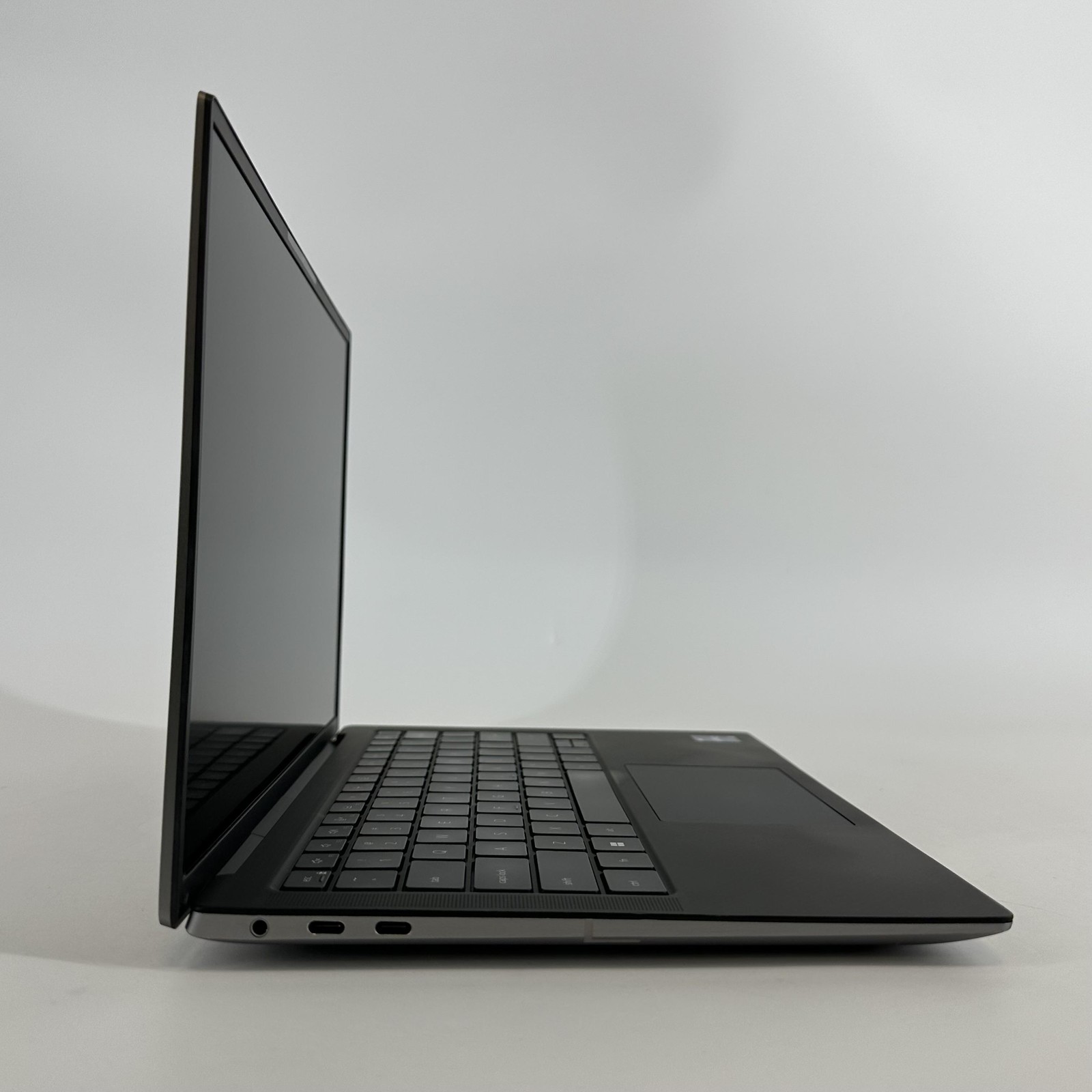 Dell Precision 5480 14 FHD+ 2.5 GHz i7-13800H 32GB 256GB SSD RTX A1000 Good