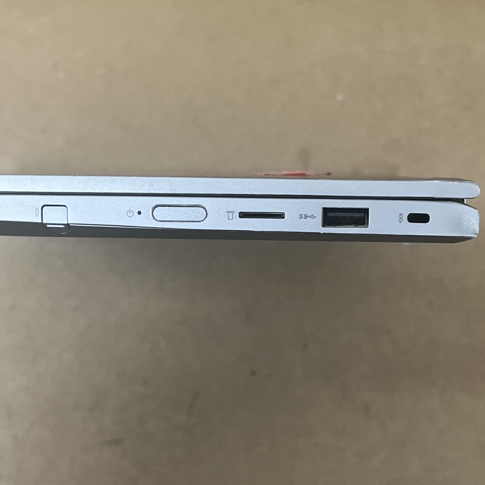 Lenovo ThinkBook 14s Yoga G2 IAP i5-1235U 16gb Ram 256gb- Fair *Bad Display*