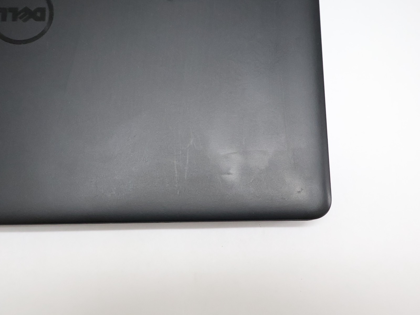 DELL Latitude E5470 14″ i5-6440HQ 2.6GHz 16GB 240GB SSD AMD R7 M360 W11 Pro