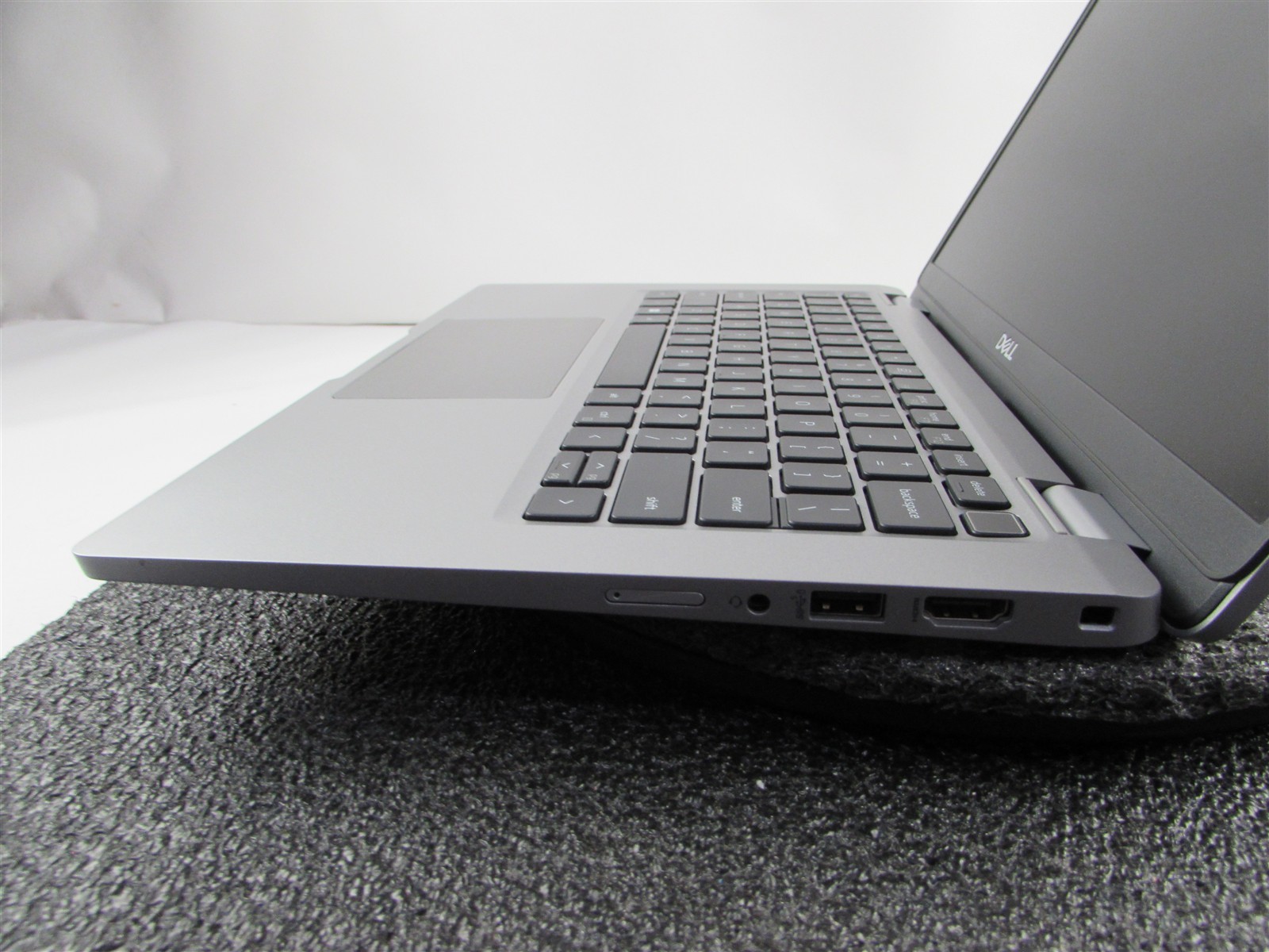 DELL LATITUDE 5330 FHD TOUCHSCREEN I5-1245U 10 CORE 512GB 16GB RAM NO O.S/BATT