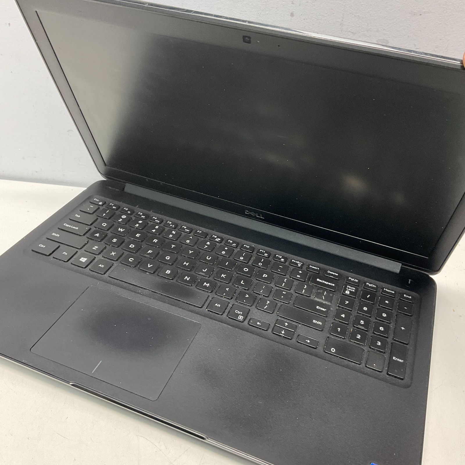 Lot of 2 DELL LATITUDE 3500 15.6″ Intel Core i5-8265U Laptop BROKEN LCD AS IS