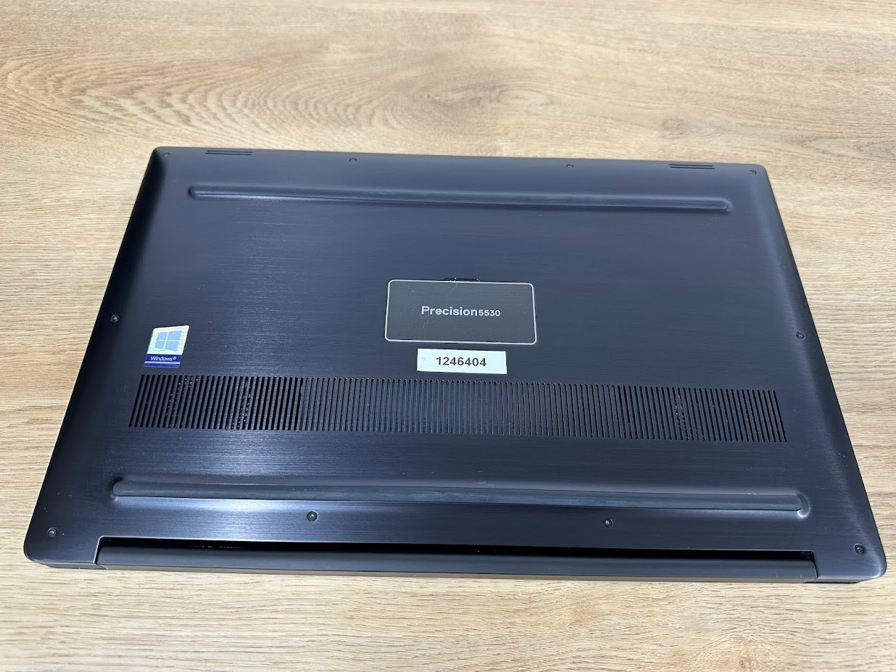 Dell Precision 5530 Core i7- 8850H, 32GB, NVIDIA Quadro P1000, 512GB SSD1, 2018
