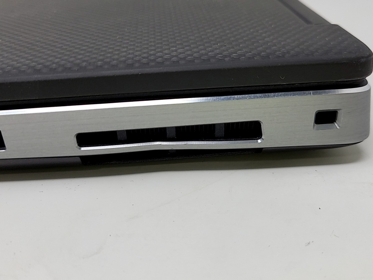 DELL PRECISION 7540 Laptop Intel XEON E-2276M 8GB 512GB SEE NOTES