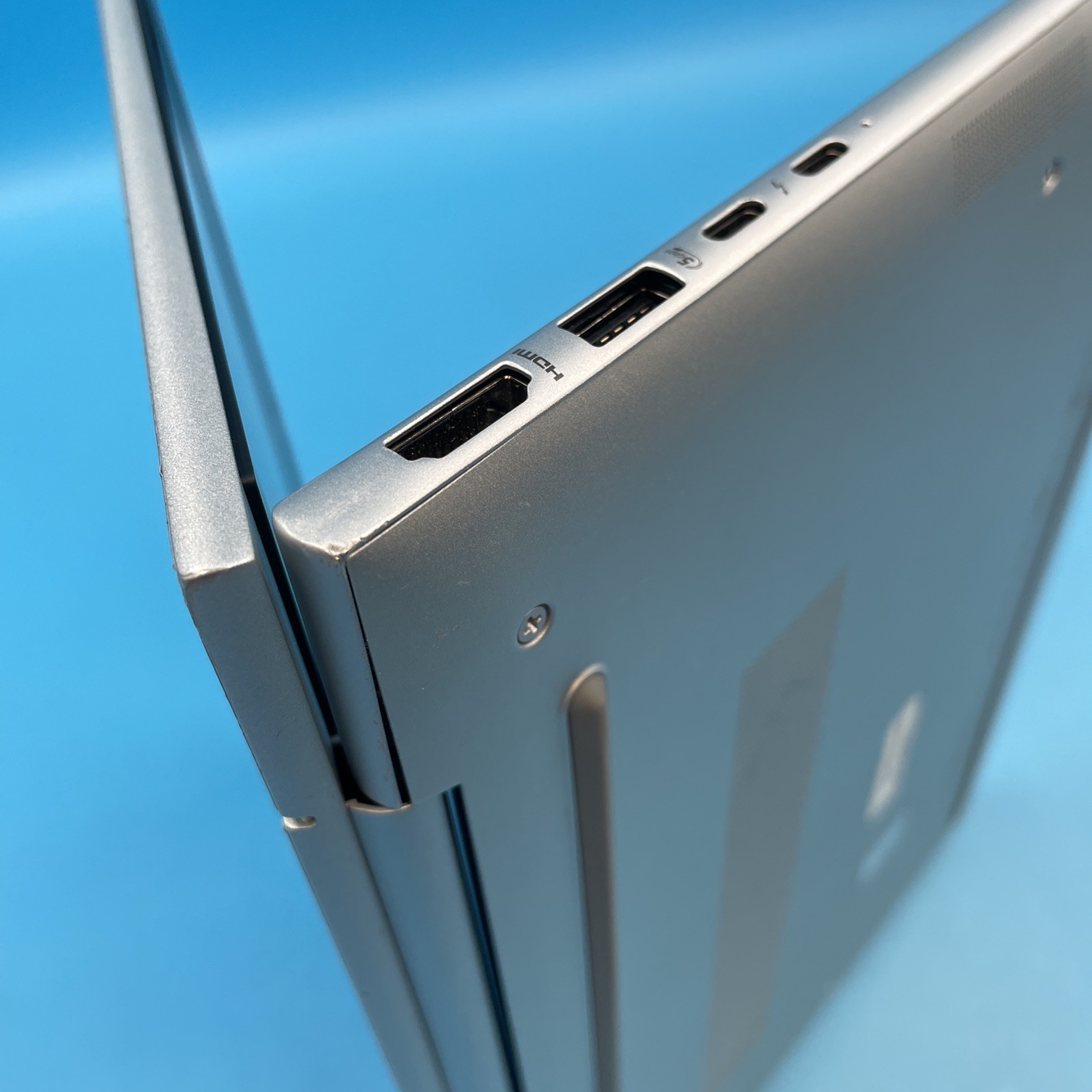 HP EliteBook 840 G11 | Ultra 5 135U | 32GB RAM | 512GB SSD | NO OS | 87% BATTERY