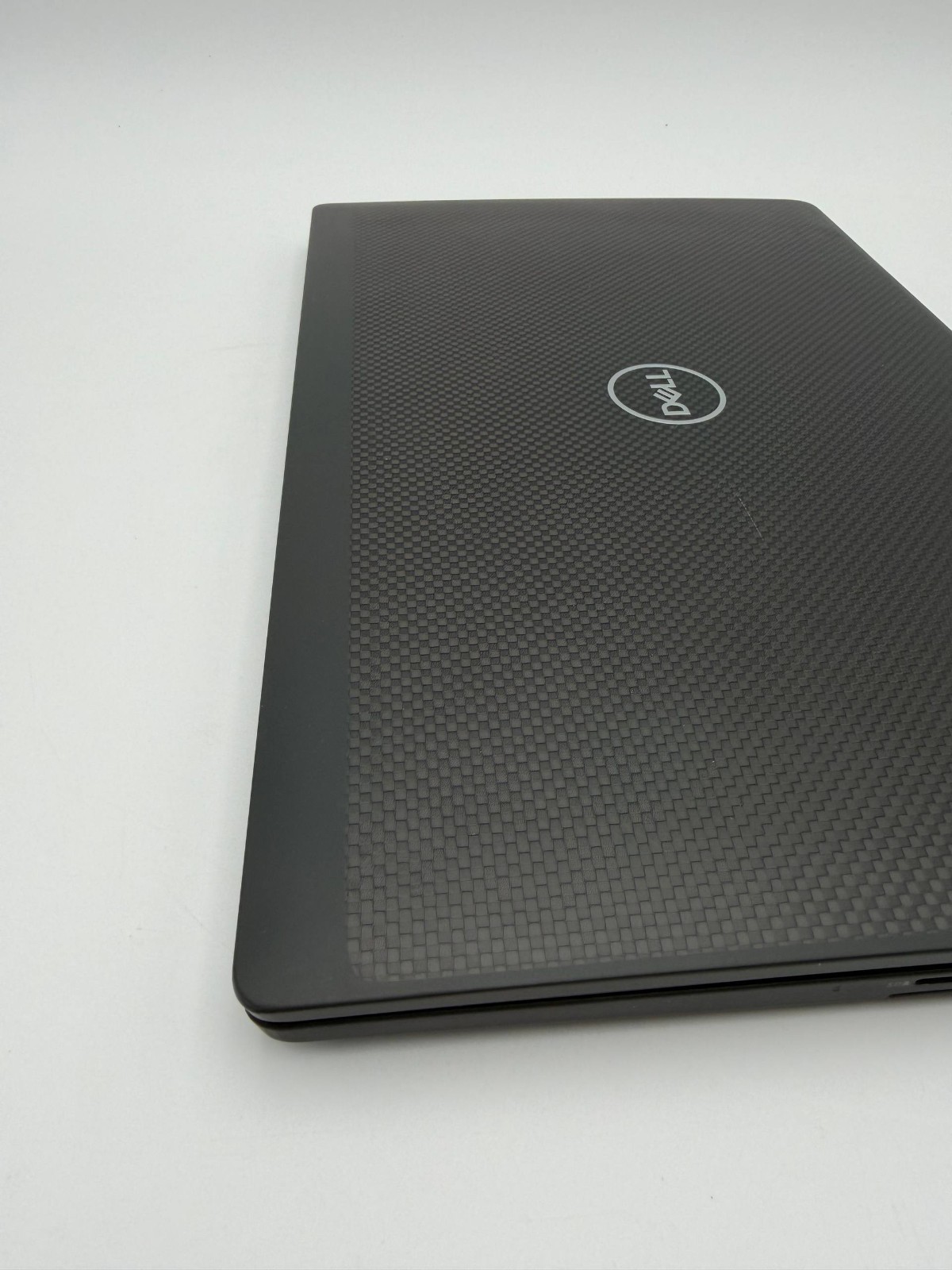 Dell Latitude 7320 13.3″ FHD Intel Core i7-1165G7 16GB 256GB NVMe Backlit Win11p