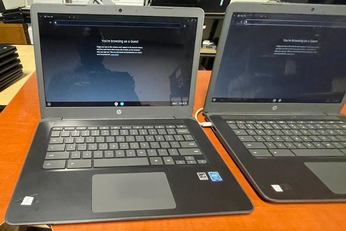 Lot 2 HP Chromebook 14 G5 Touchscreen Working 4GB RAM 2GB Storage No AC