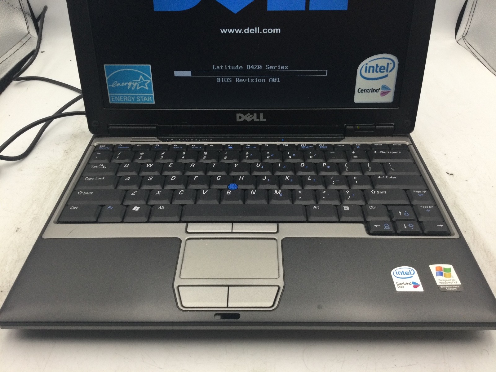 DELL LATITUDE D420 – FOR PARTS – INTEL CENTRINO – NO RAM – READ DESCRIPTION – BB