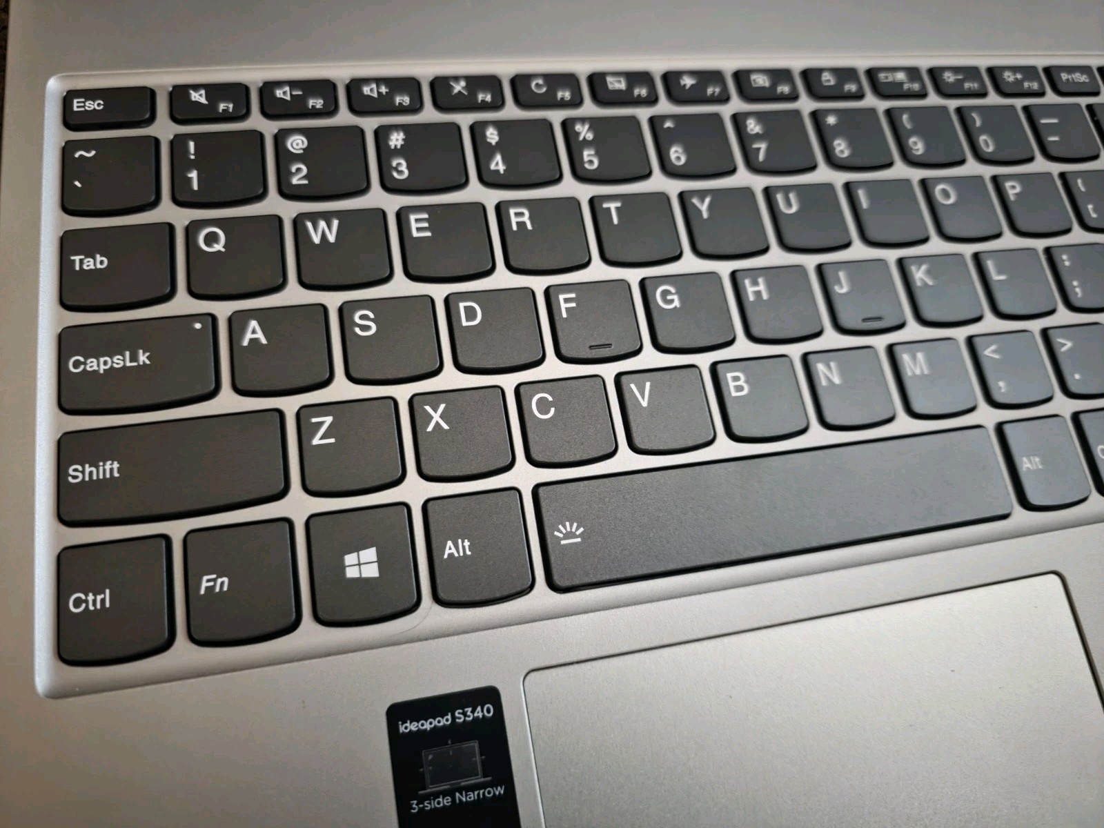 Lenovo IdeaPad S340 15.6″ 256GB SSD Intel Core i7 10th Gen (1.30 – 3.90 GHz) 8GB