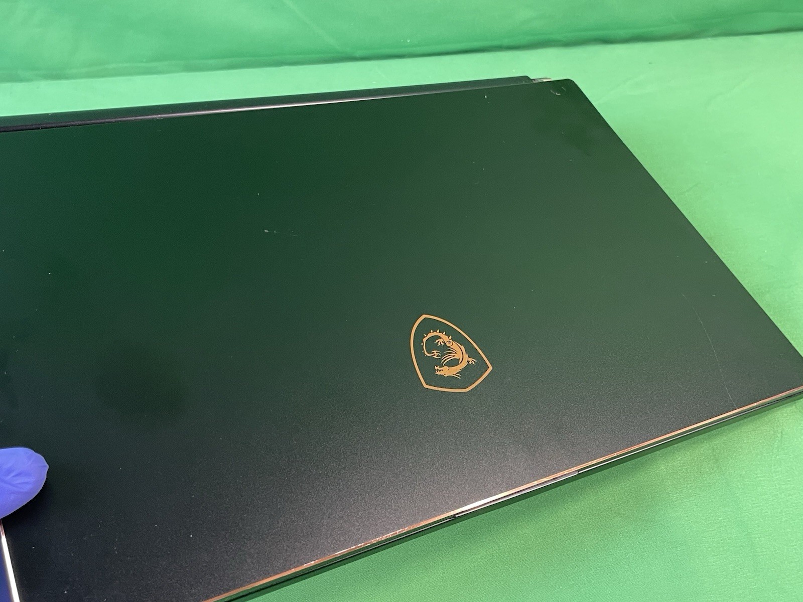 MSI GS65 Stealth Thin 8RF Intel i7-8750H GTX 1070 32GB RAM 1TB SSD 15.6″ | READ