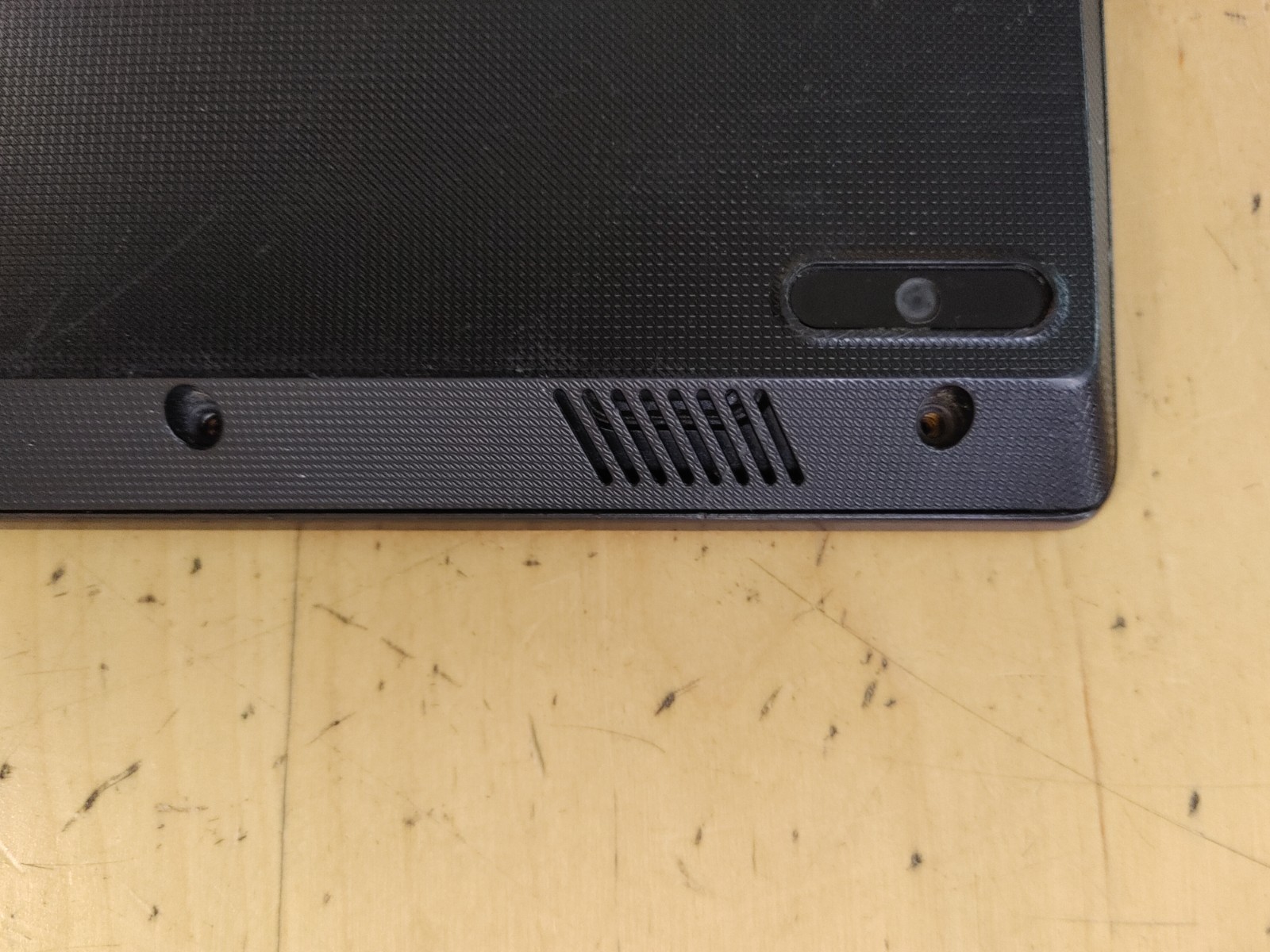 Lenovo V14 G4 IRU Core i3-1315U@8GB RAM , NO SSD , NO SCREEN , FOR PARTS ONLY