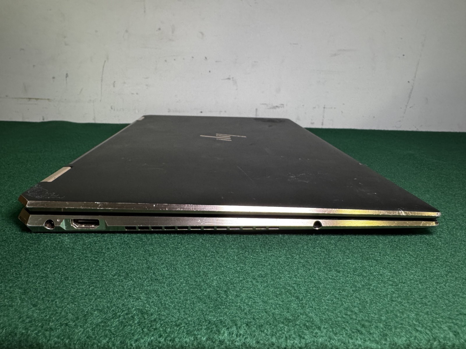 HP Spectre x360 15-EB1043DX 15.6″ i7-1165G7 2.8GHz 16GB RAM 256 GB SSD *READ*