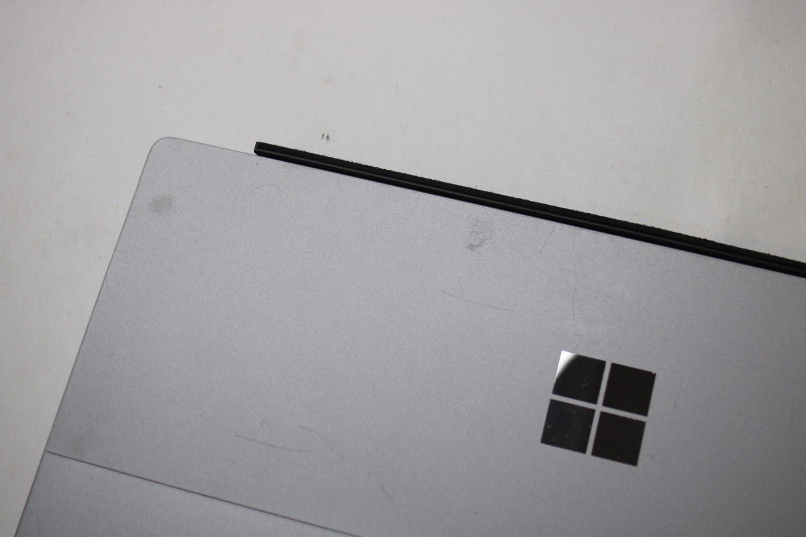 Surface Pro 7 12.3″ Tablet Intel Core i5 8GB RAM 256GB SSD + Keyboard – Win 11