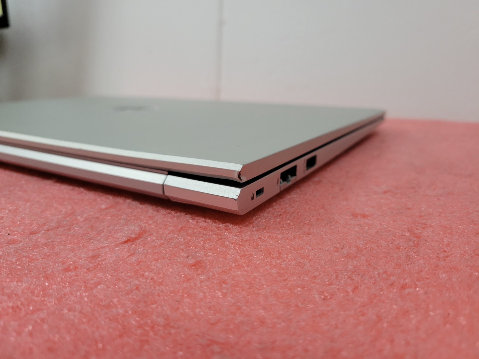 HP ProBook 450 G9 15.6″ i5-1235U 8GB RAM 512GB SSD Win 11 Pro *Dents* | C745