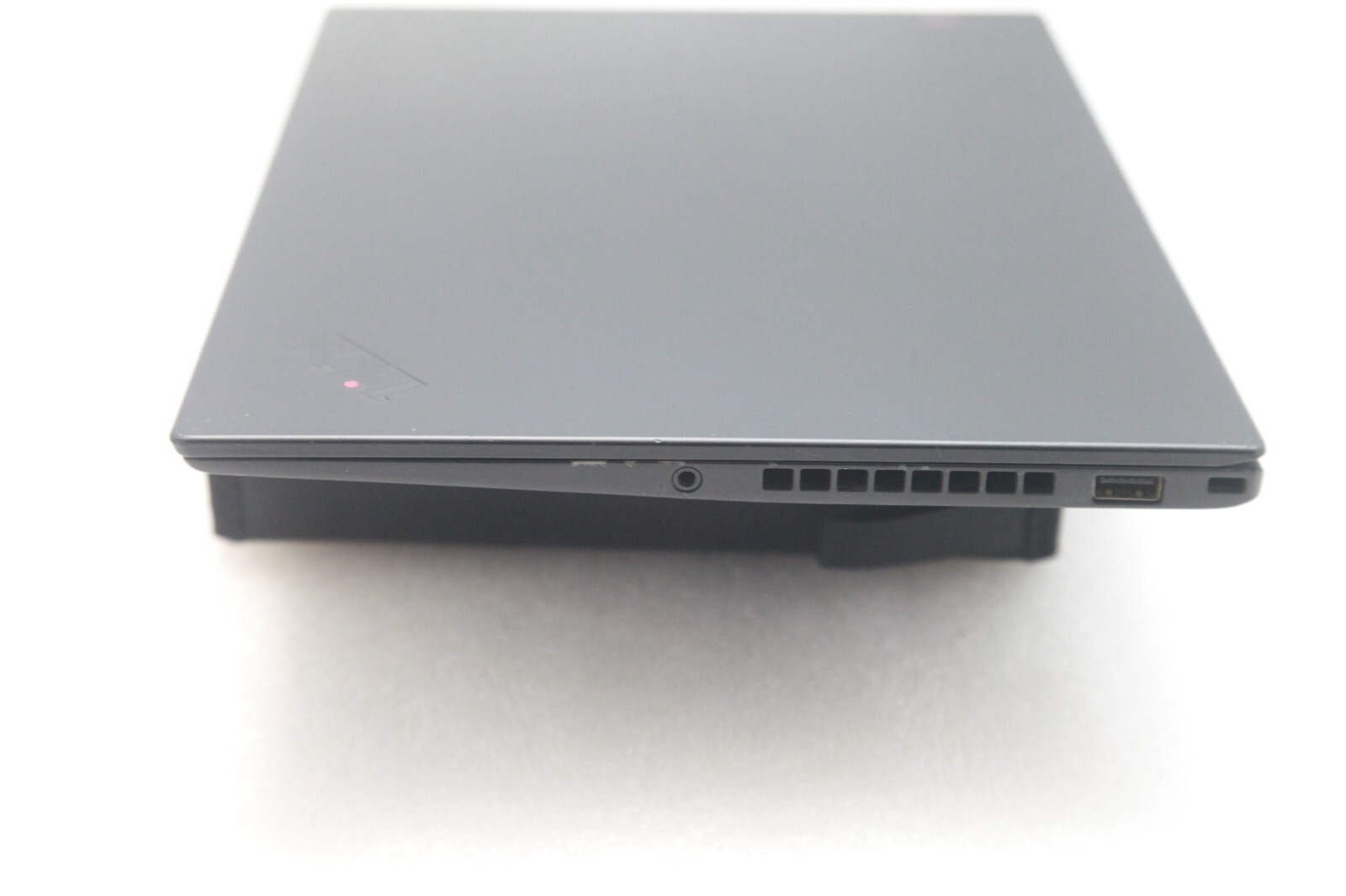 Lenovo ThinkPad X1 carbon 6th gen 14” | i5-8250U | 256GB SSD|8GB|FHD IPS Win11P