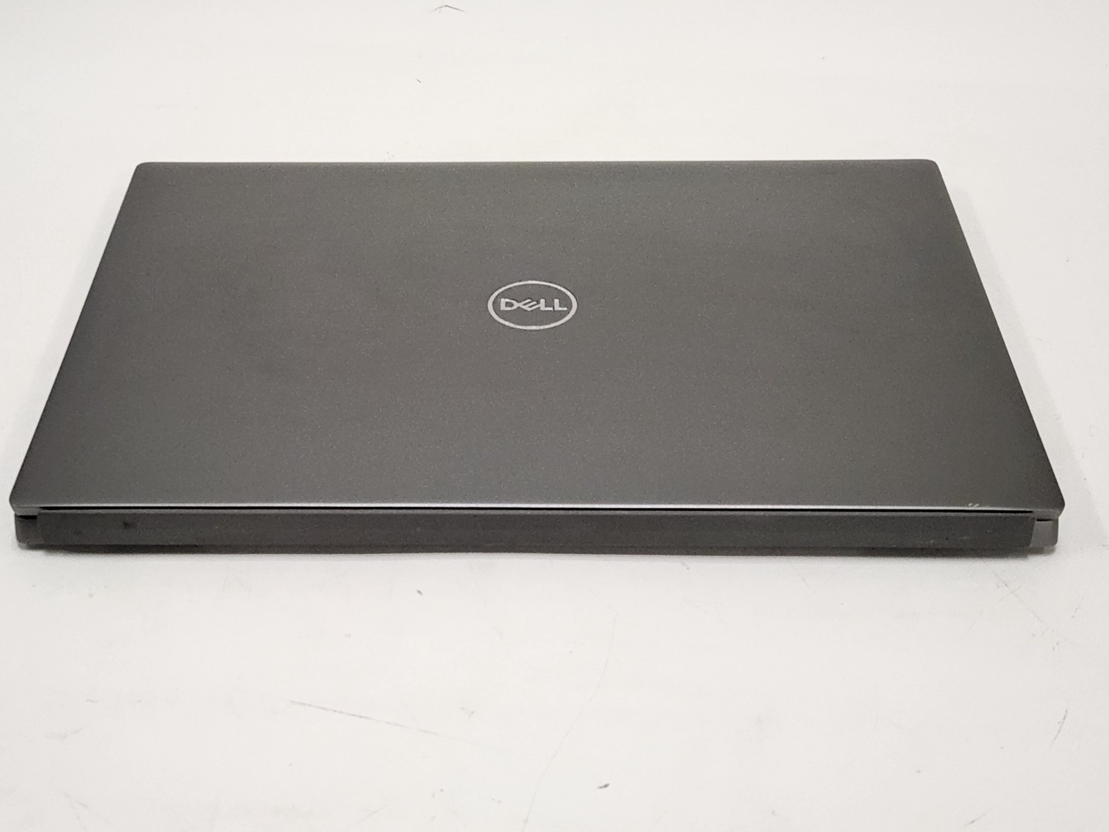 Dell Vostro 5620 Laptop Intel Core i5-1240P 1.7GHz 8GB RAM 256GB SSD W11P + AC