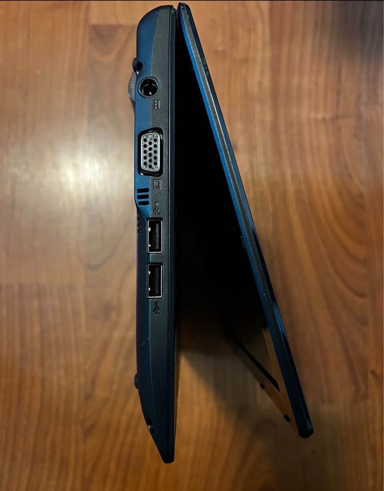 Acer Aspire One D255E 10.1″ Netbook (Intel Atom N455 1GB 250GB HDD) | READ DESC.