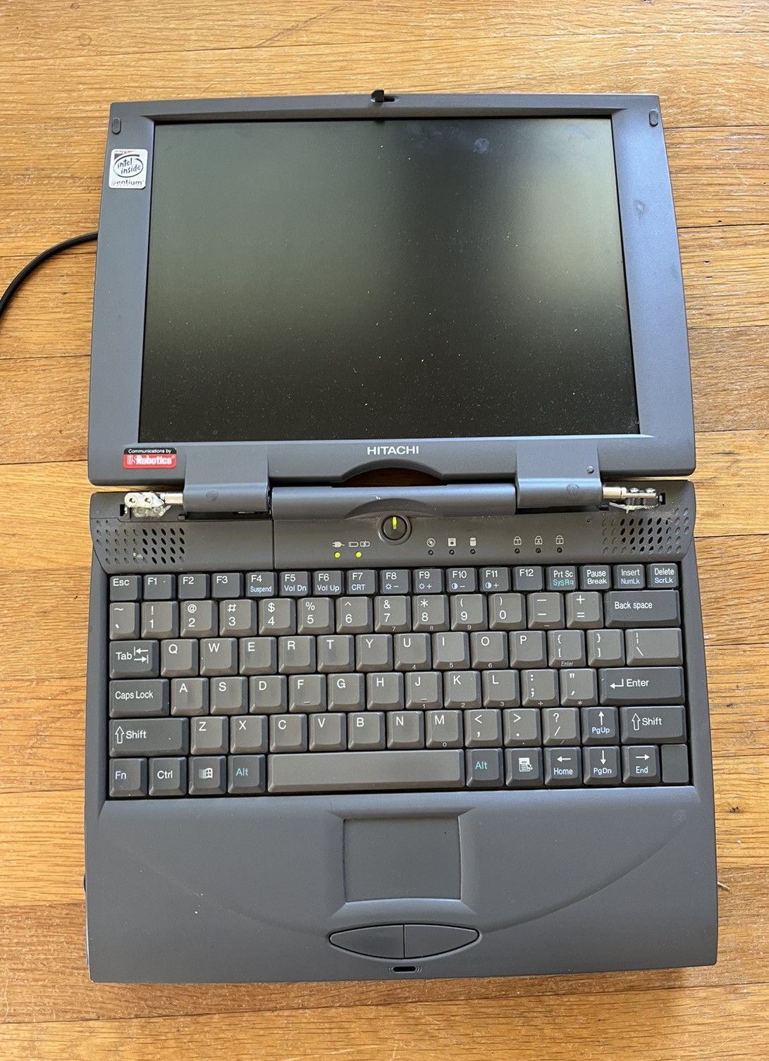 Vintage Hitachi VisionBook Laptop Plus 4000 series Model # 4360X