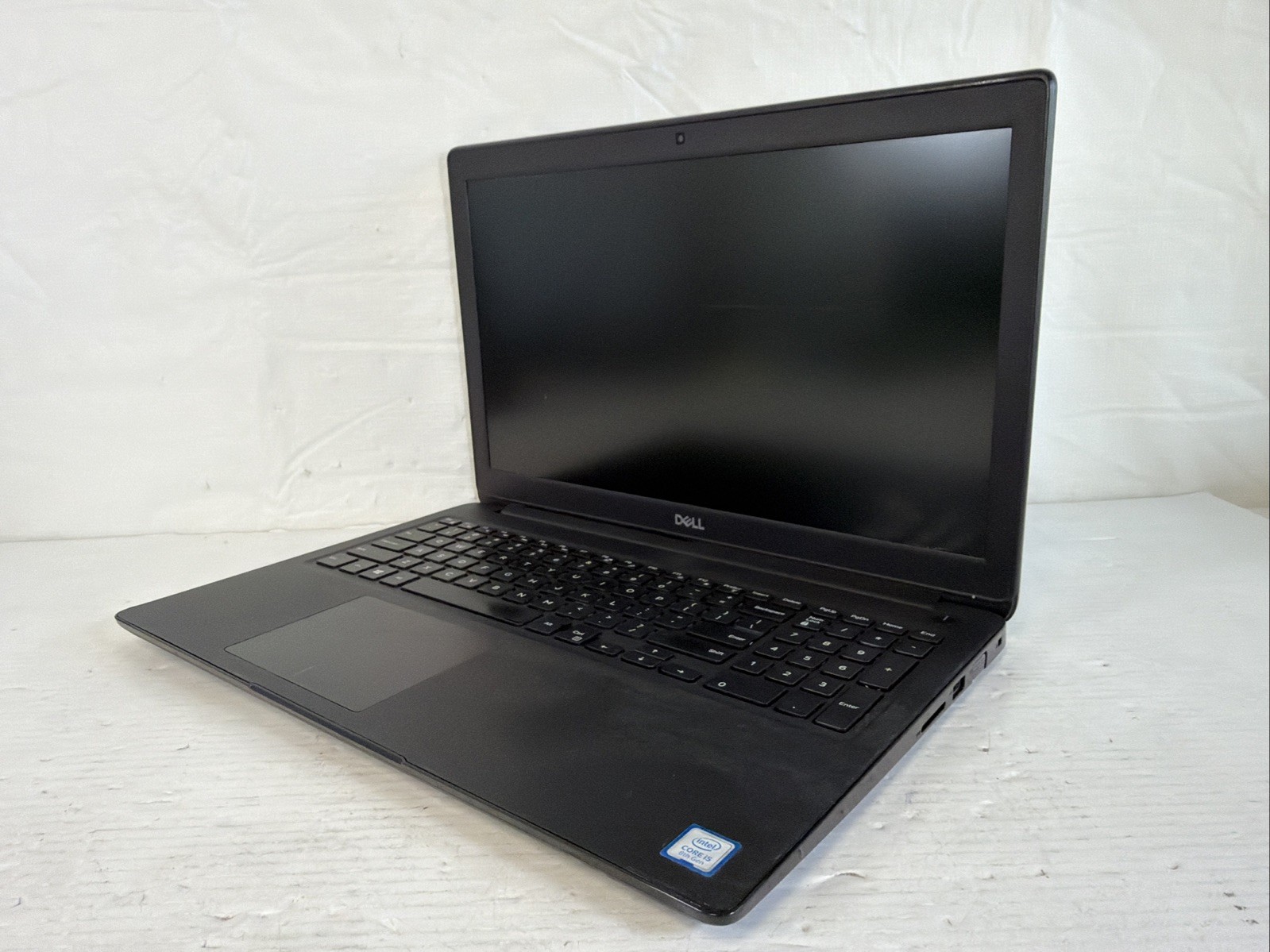 Dell Latitude 3500 15.6″ Laptop Intel Core i5-8265U 8GB 500GB SSD Windows 11 Pro