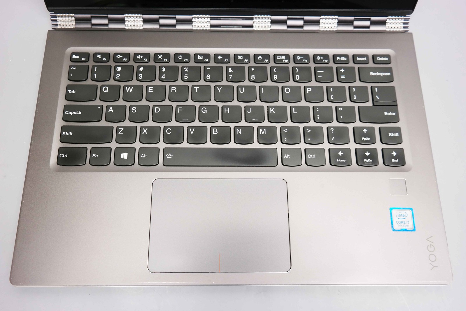Lenovo Yoga 910-13IKB 14″ Core i7-7500U 8GB 256GB SSD