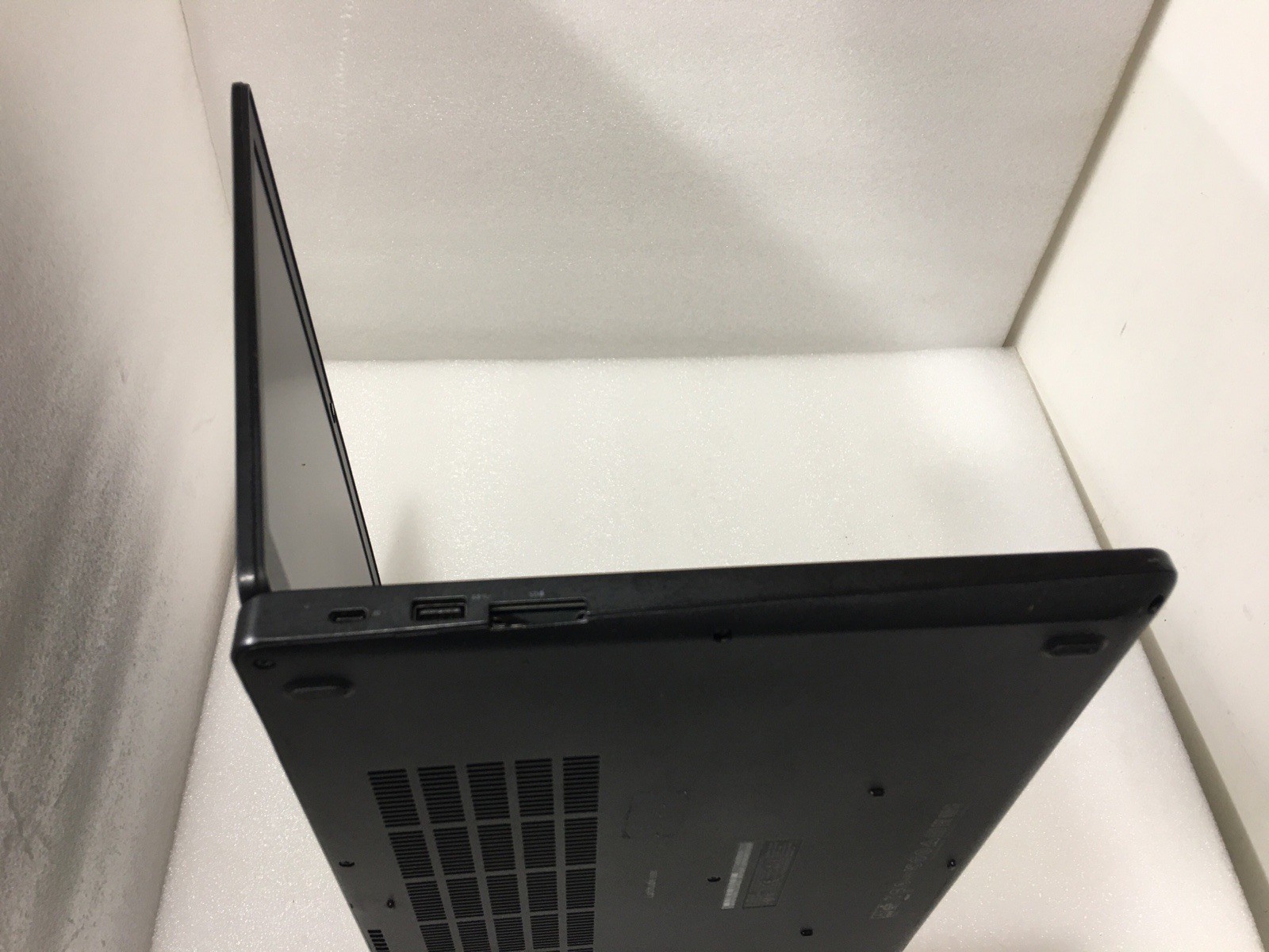 Dell Latitude 5591 128gb Nvme Win 11 i5-8400H 4 Core 2.50ghz 8gb Ram Webcam Hdmi