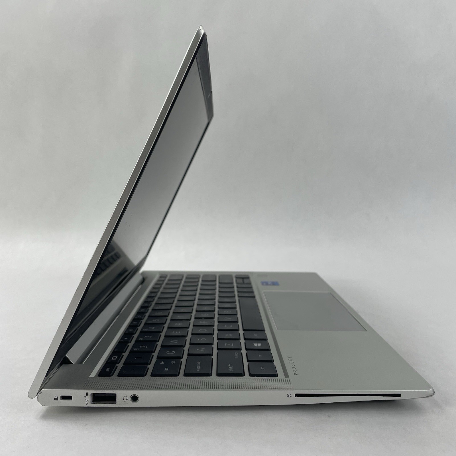 HP ProBook 630 G8 13.3″ i7-1165G7 2.80 GHz 8 GB RAM No SSD/OS/AC – Dents