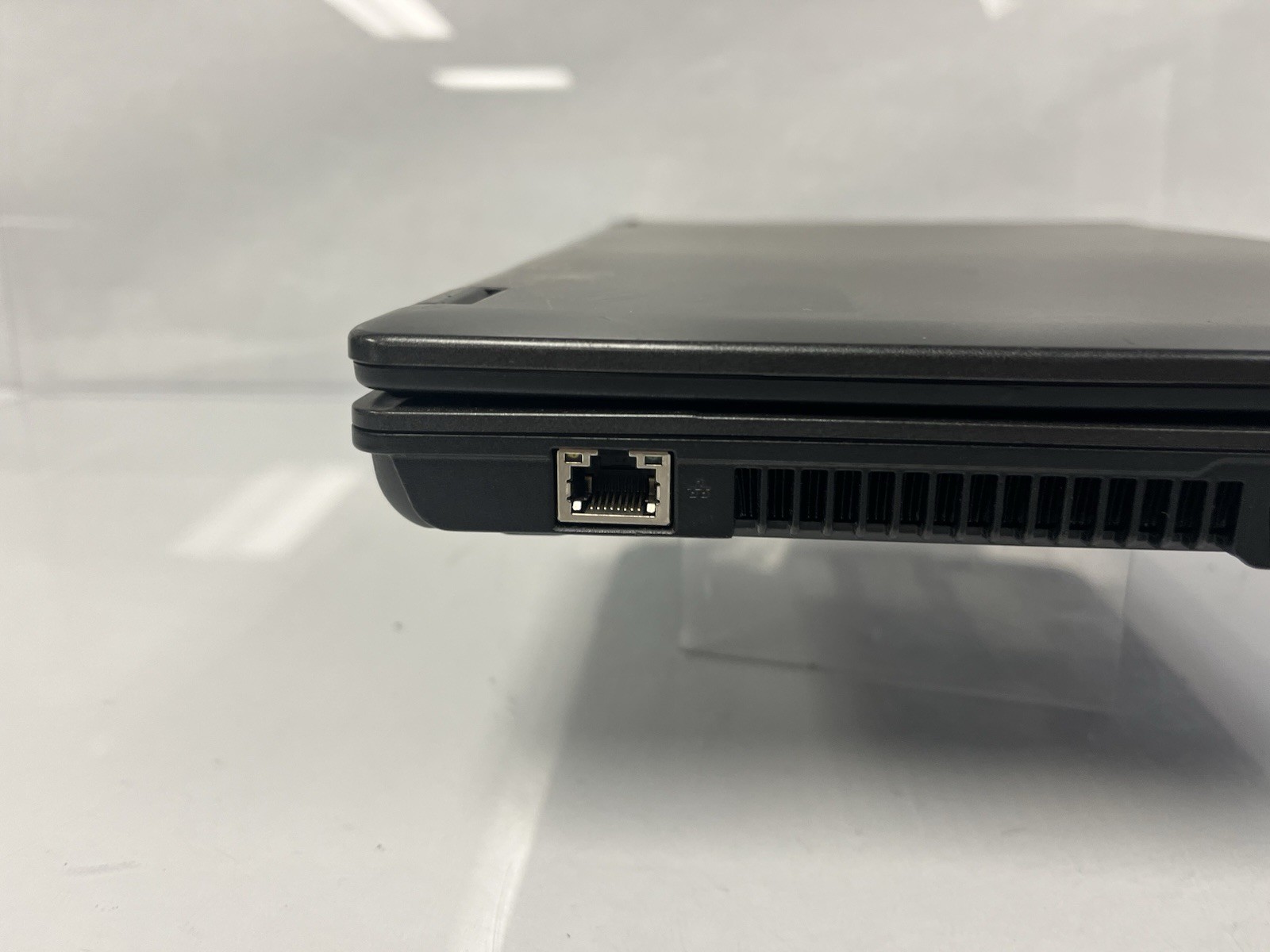 Acer Extensa 5635-6011 Laptop Intel Core 2 Duo T6570 3GB Ram No HDD FOR PARTS