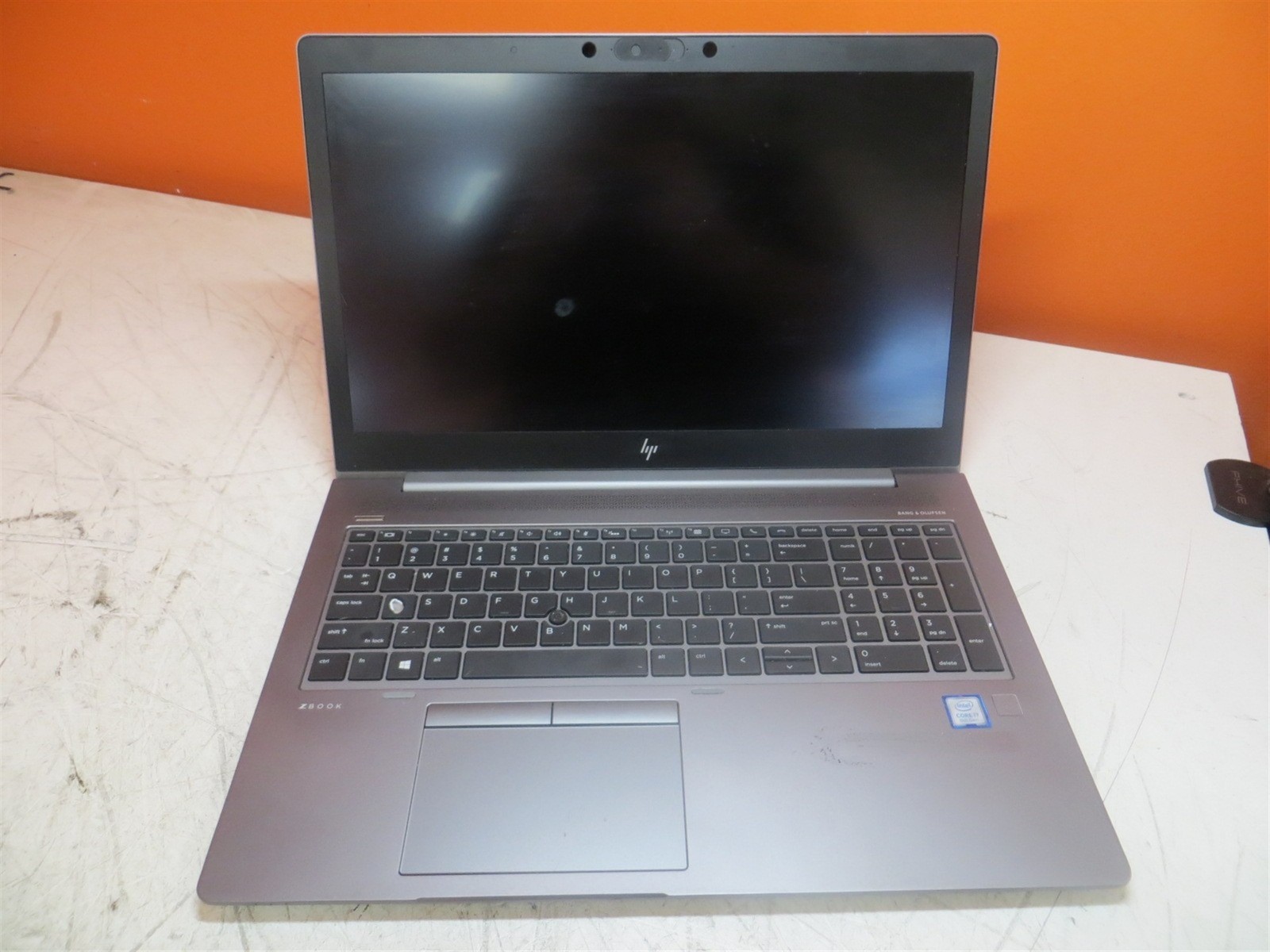Bad Keyboard HP ZBook 15u G6 Laptop Intel i7-8565U 1.8GHz 8GB 256GB SSD