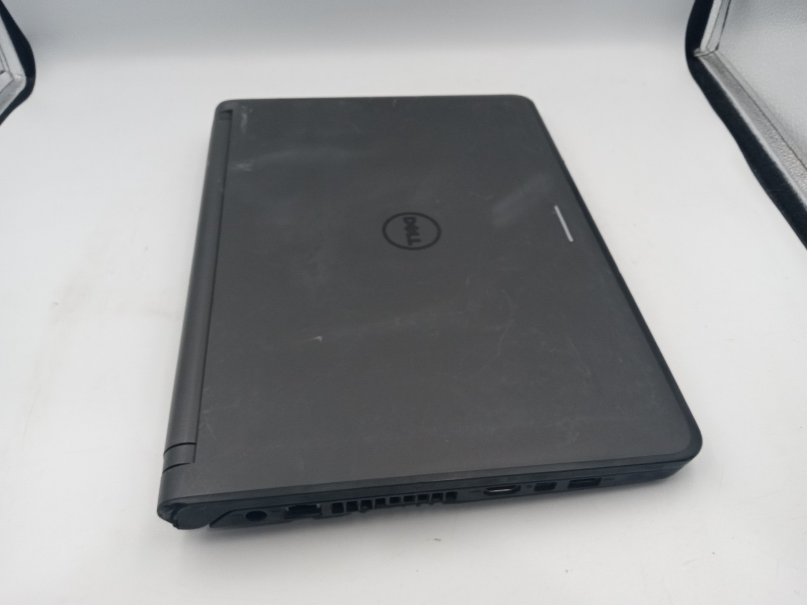 Dell Latitude 3340 13″ Touchscreen Intel i5 8GB RAM 500GB HDD W11 – C-GRADE
