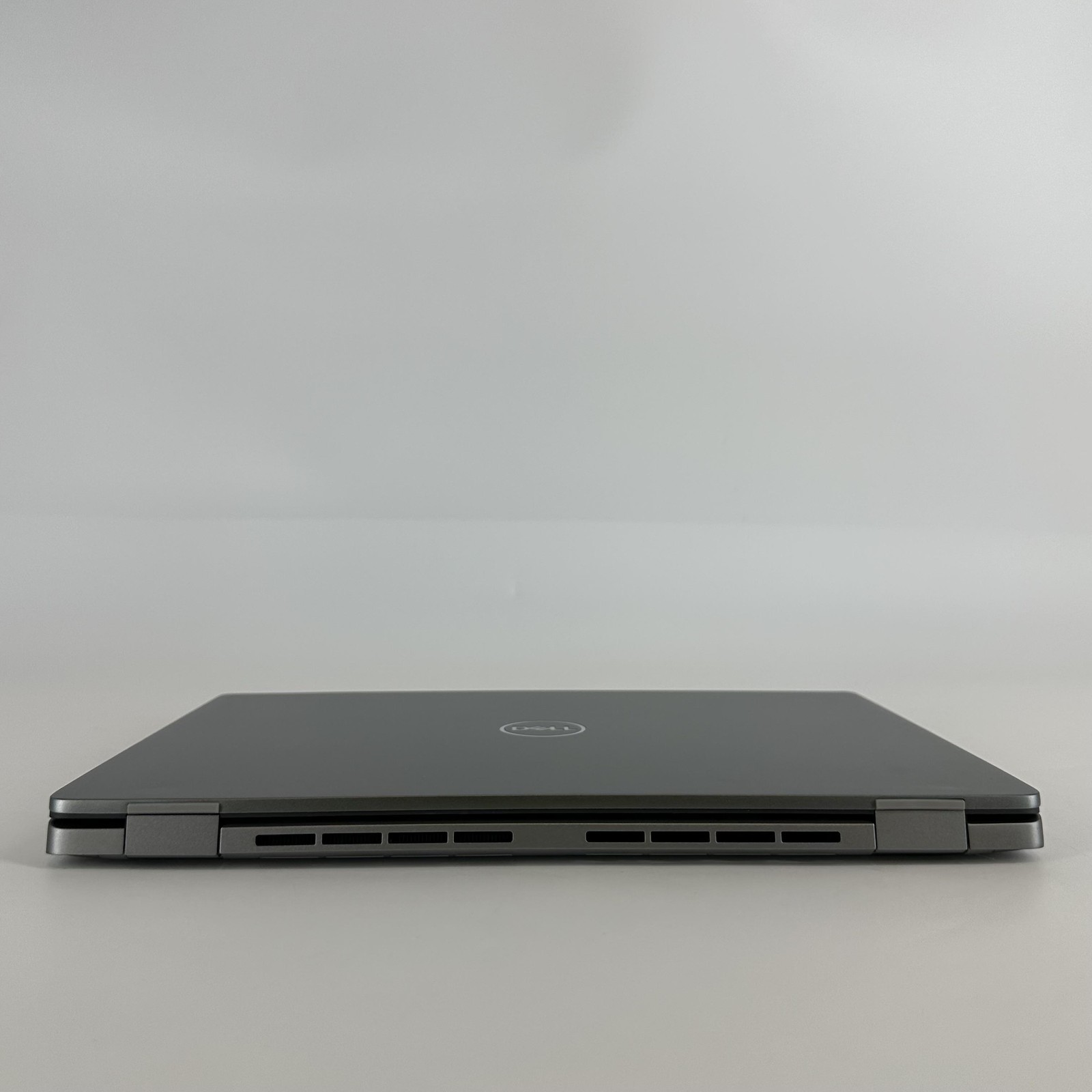 Dell Latitude 7440 14 Gray QHD+ TOUCH 1.9GHz i7-1370P 32GB 256GB SSD GOOD – BENT
