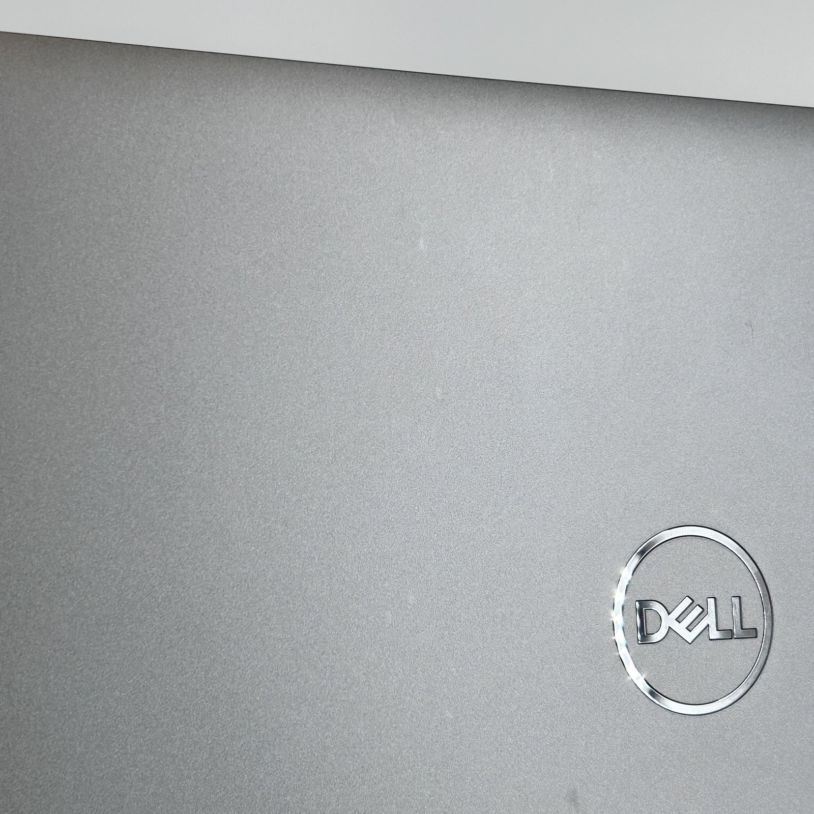 Dell Latitude 5520 15.6 Silver FHD i5-1145G7 2.60GHz 16GB 512GB SSD Very Good