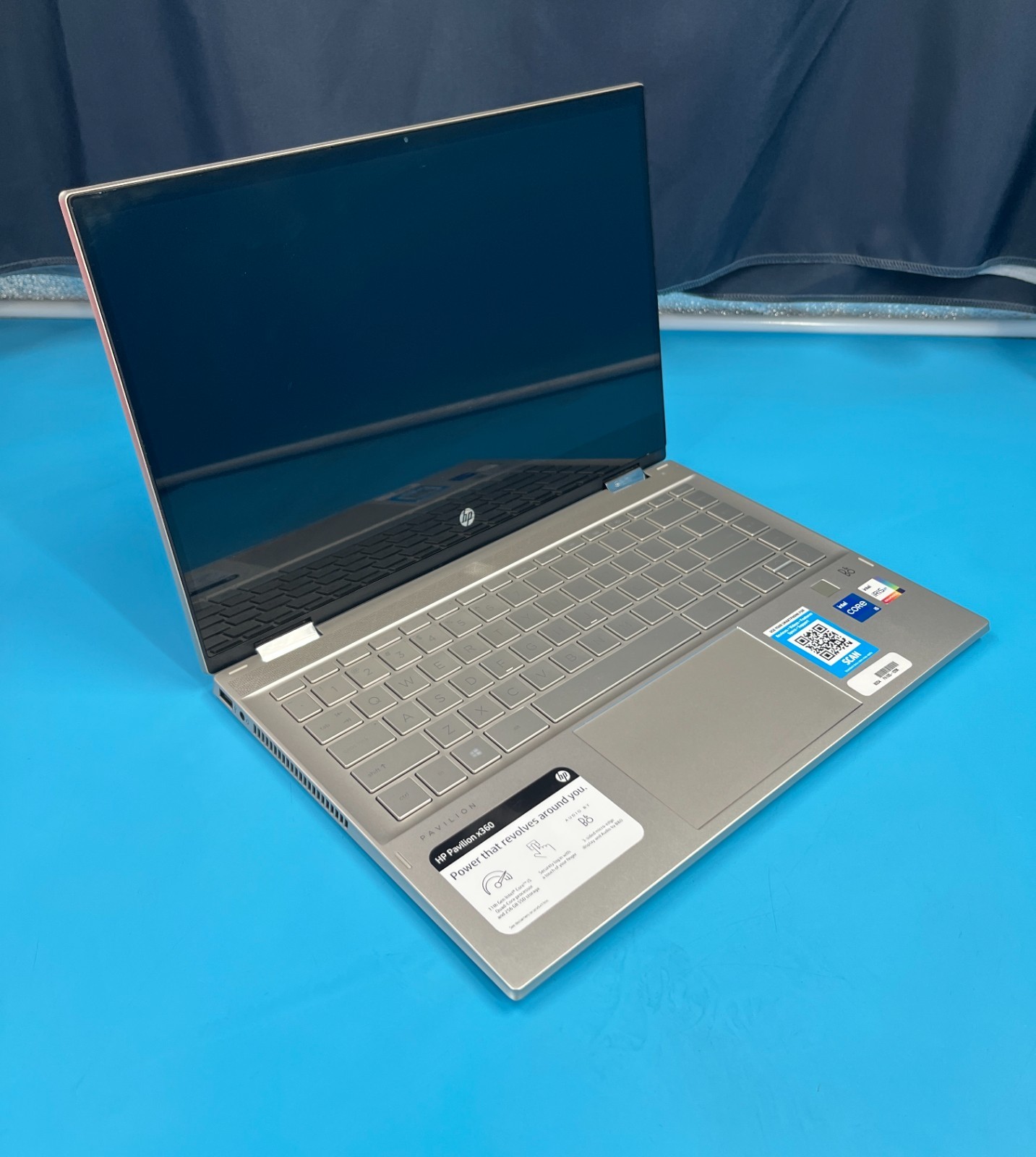 *HP Pavilion x360 Convertible 14m-dw1023dx 14″ i5-1135G7 8GB 256GB NO OS + AC*