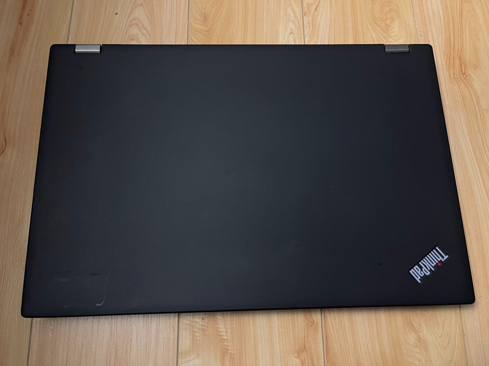 Lenovo ThinkPad P52 15.6″ 1920×1080 FHD Xeon E-2176M 32GB 1TB P2000 Wi-Fi 6E