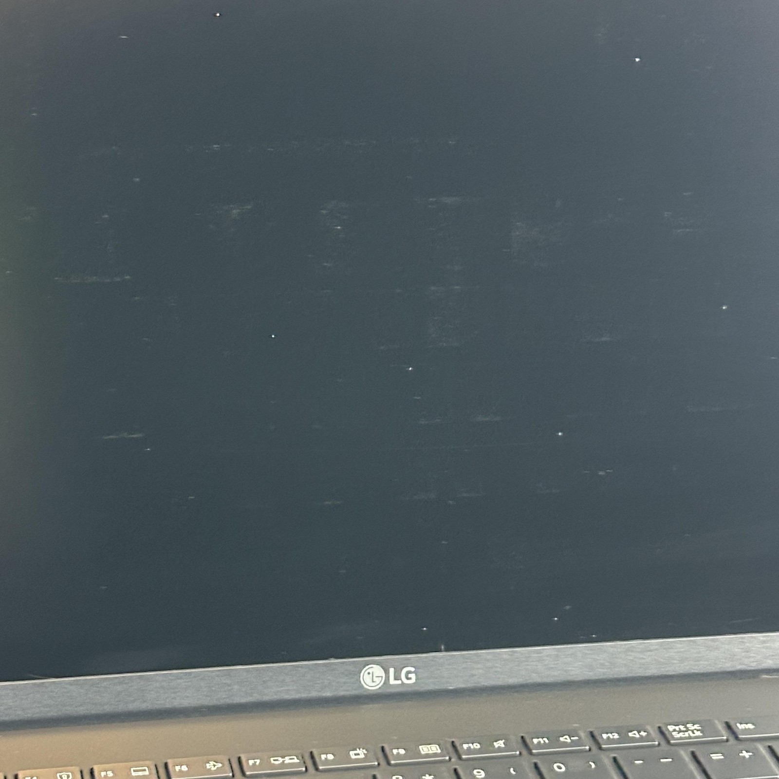 LG Gram 16 Black QHD+ 2.2 GHz i7-1360P 32GB 1TB/1TB NVIDIA RTX 3050 Good
