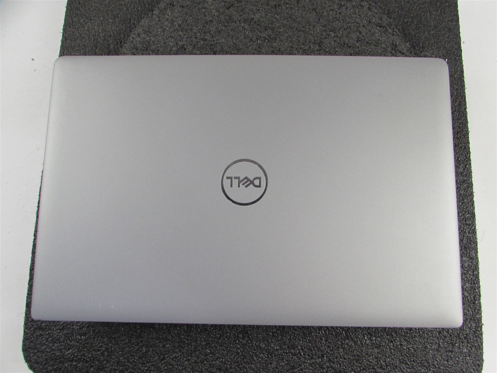 DELL PRECISION 3570 1920X1080 FHD CORE I7-1265U 512GB SSD 16GB RAM T550 NO O.S