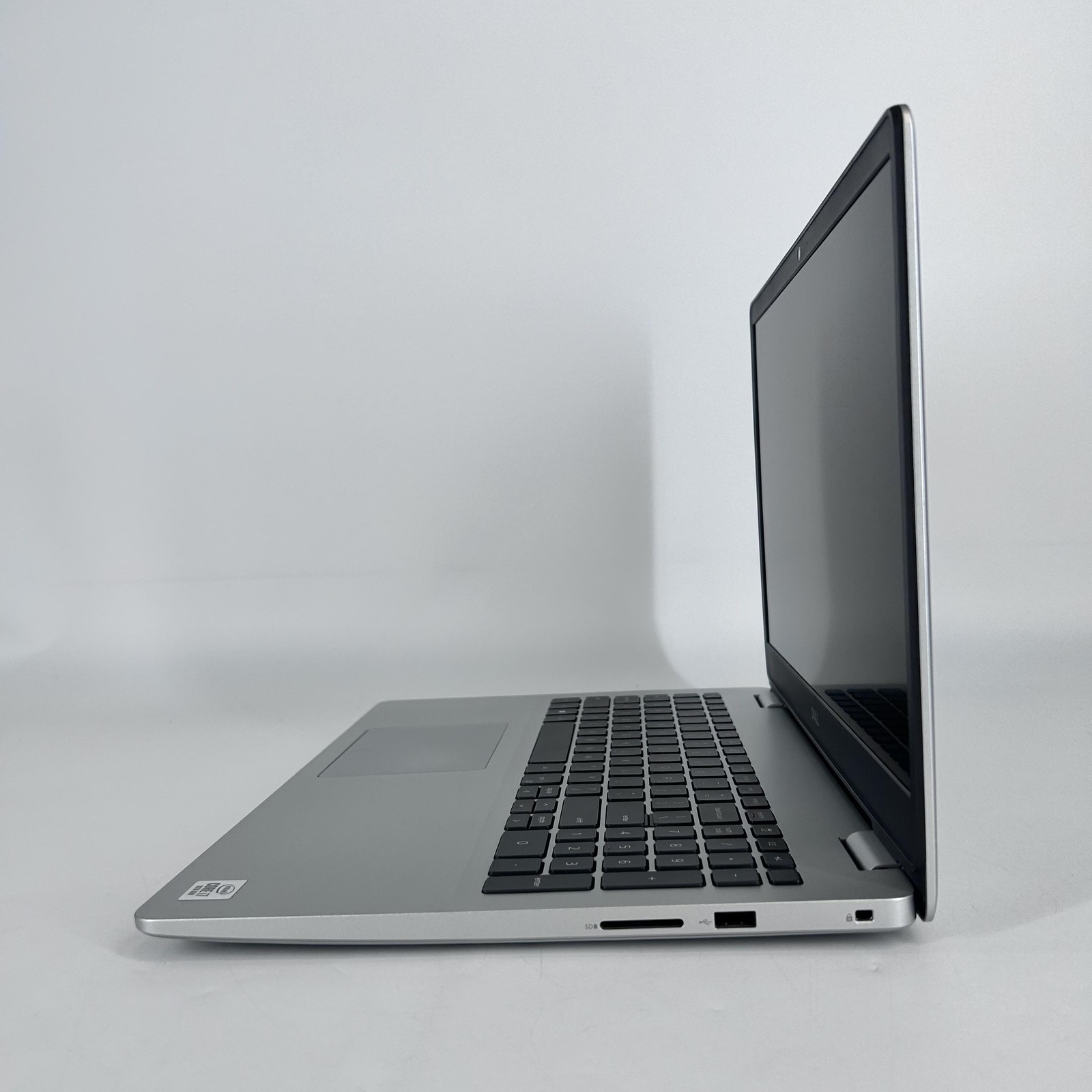 Dell Inspiron 5593 15.6 Silver FHD i7-1065G7 1.30GHz 32GB 512GB SSD Very Good