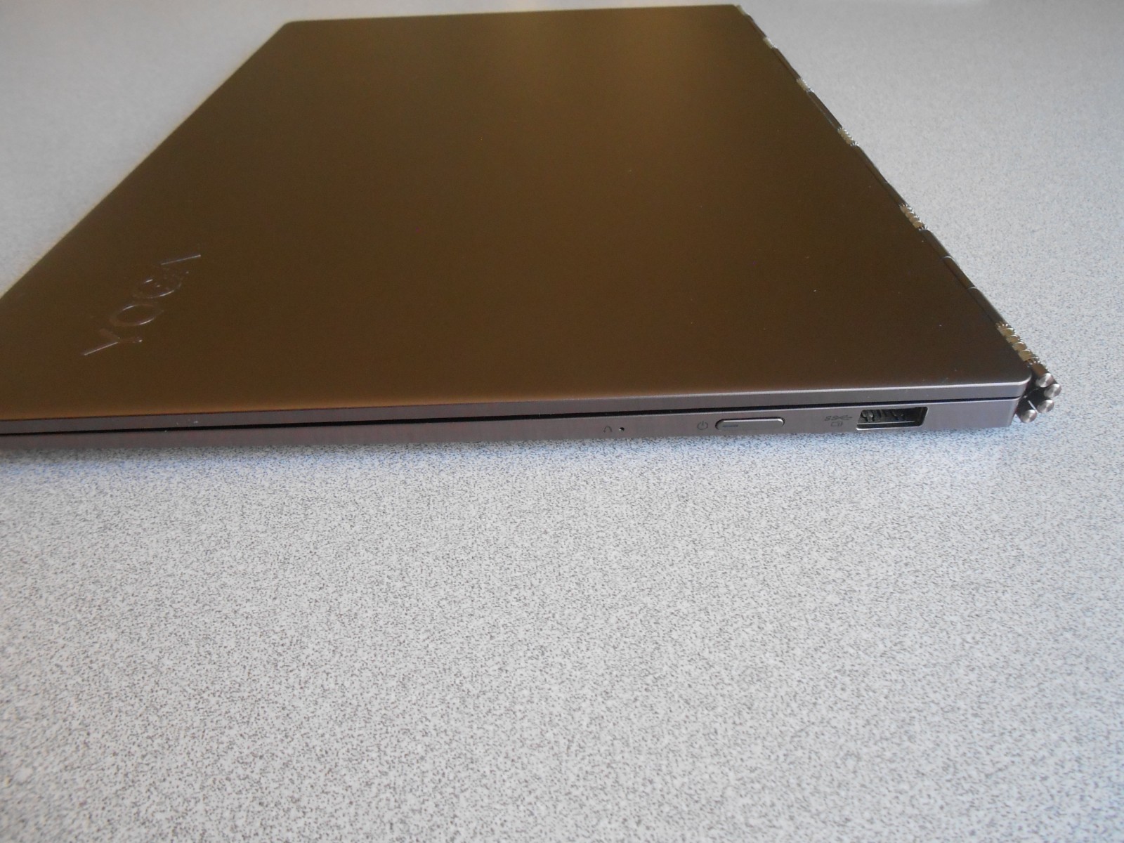 ~~LENOVO YOGA 920-13IKB LAPTOP i7 8550U 1.8GHZ 13″ TOUCH 8GB 256GB WINDOWS 10~~